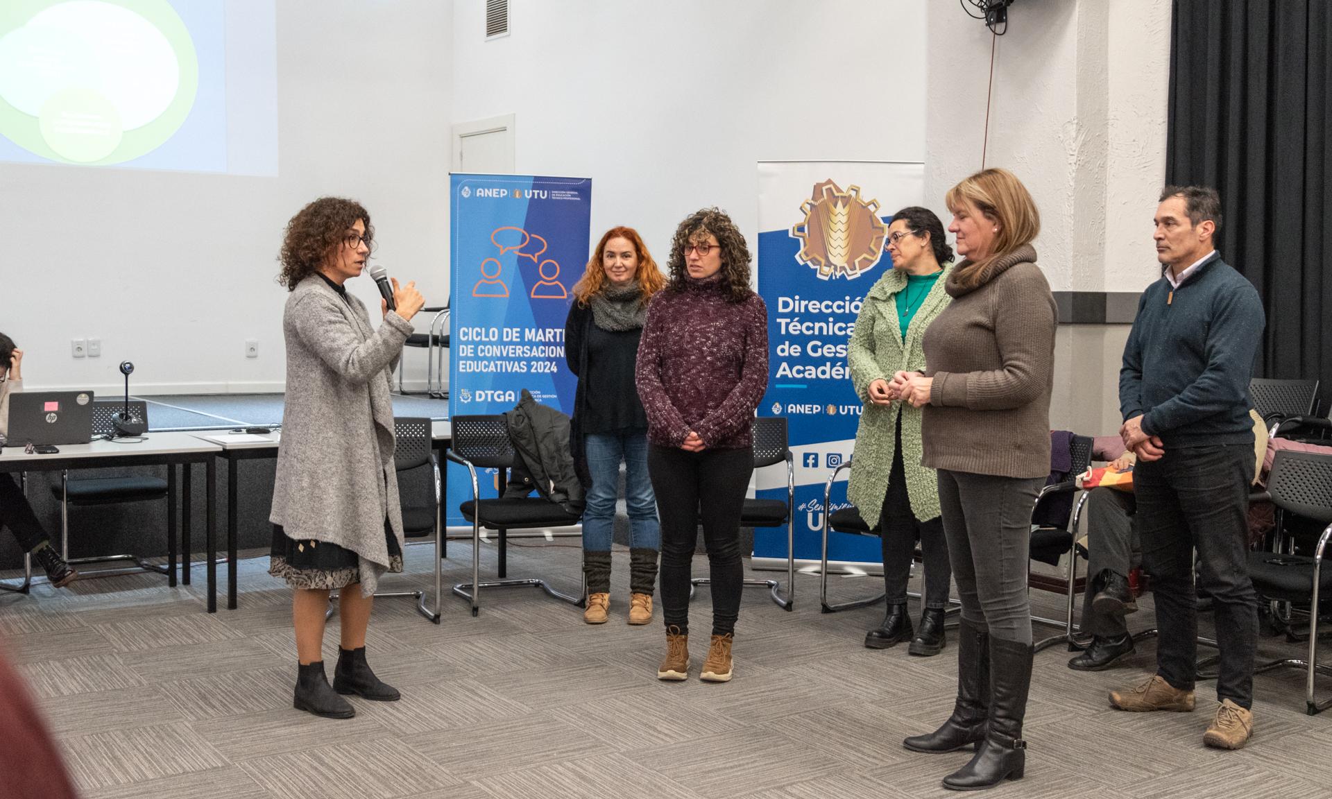 Charla sobre herramientas Sistémicas y aprendizaje para las Prácticas Educativas en UTU
