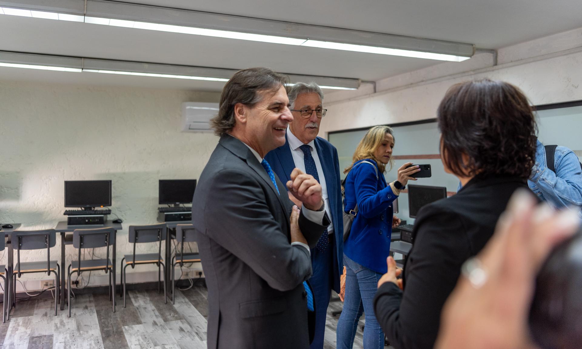 Con la presencia del presidente Luis Lacalle Pou quedó inaugurado el nuevo Instituto de Informática de UTU