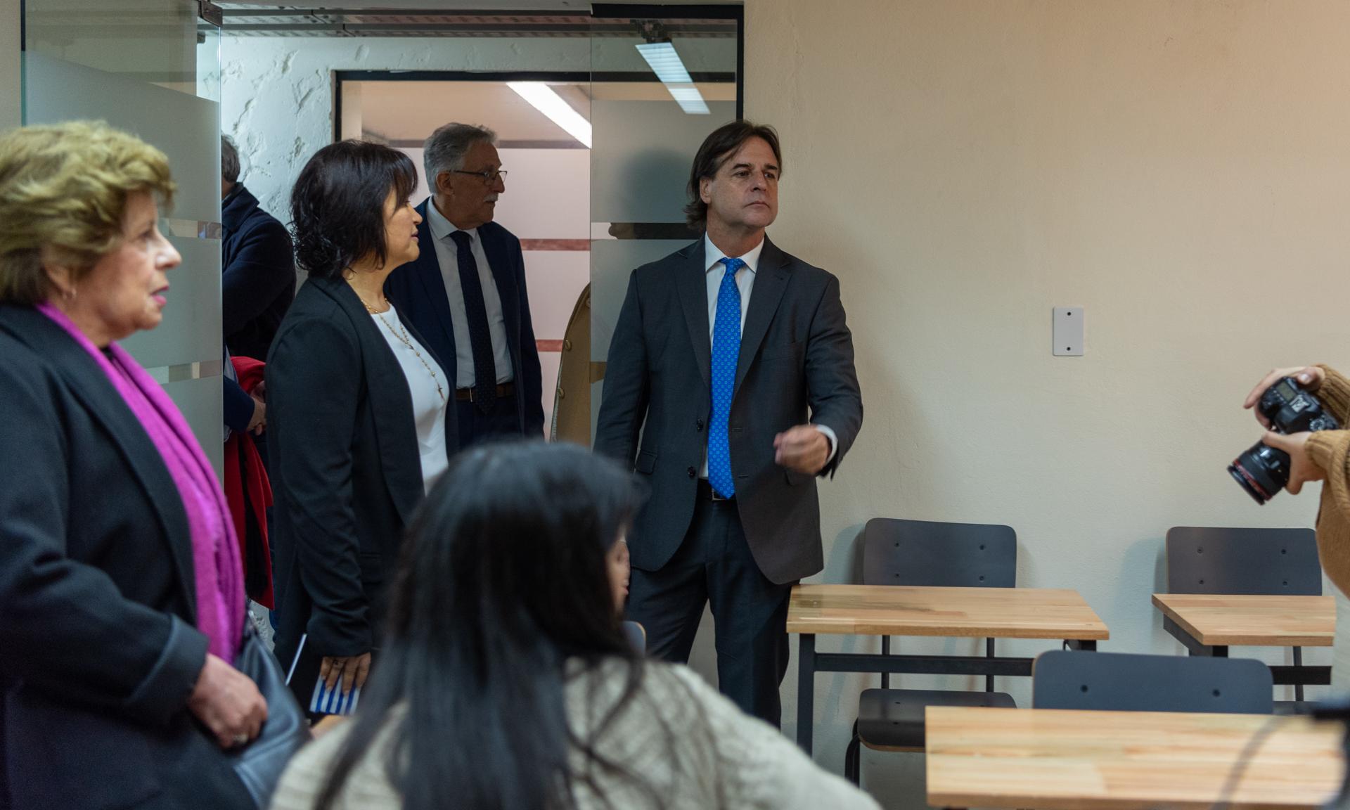 Con la presencia del presidente Luis Lacalle Pou quedó inaugurado el nuevo Instituto de Informática de UTU