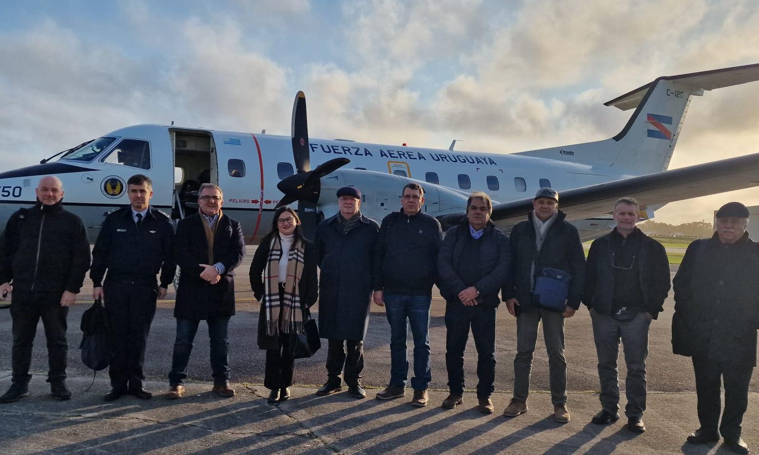 Funcionarios de UTU visitaron empresas aeronáuticas en Argentina