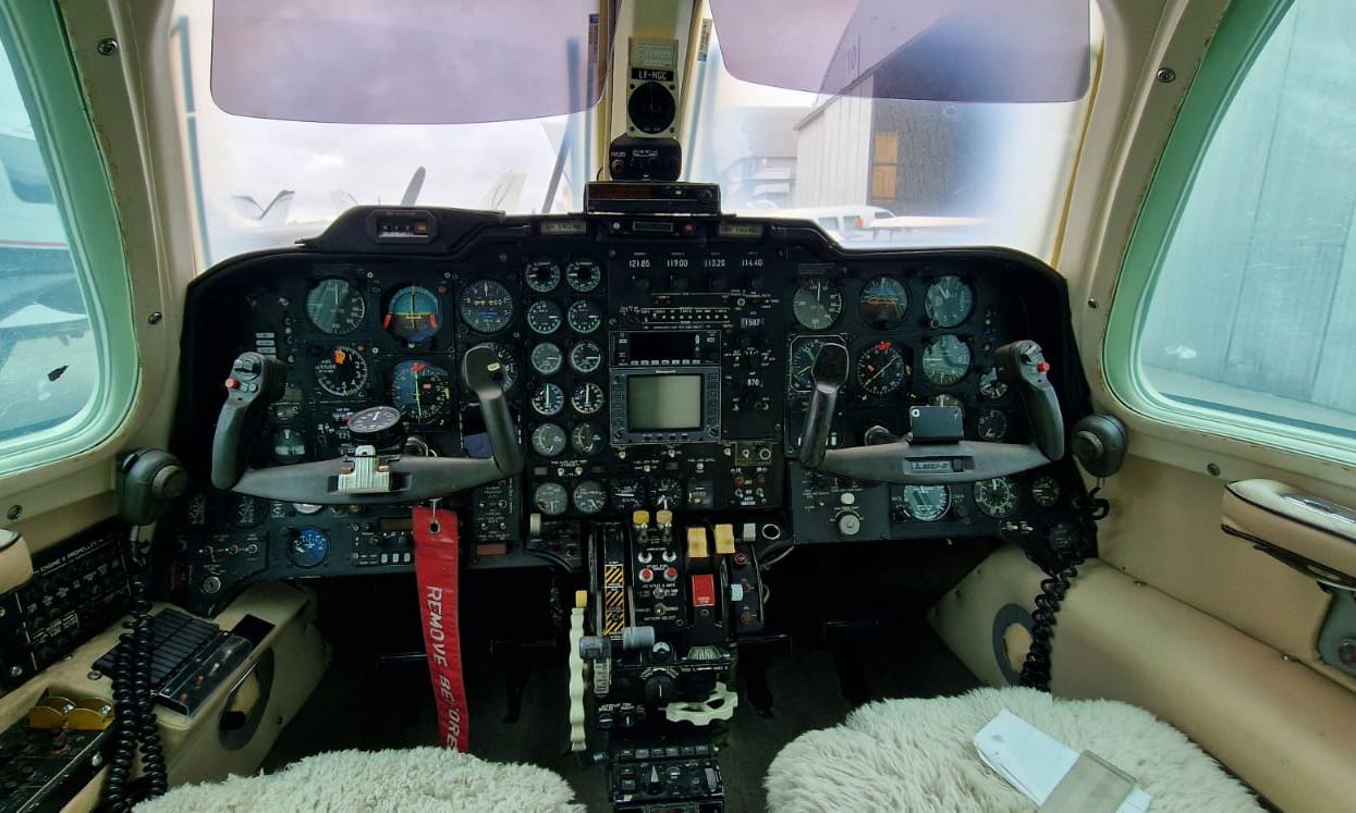 Funcionarios de UTU visitaron empresas aeronáuticas en Argentina