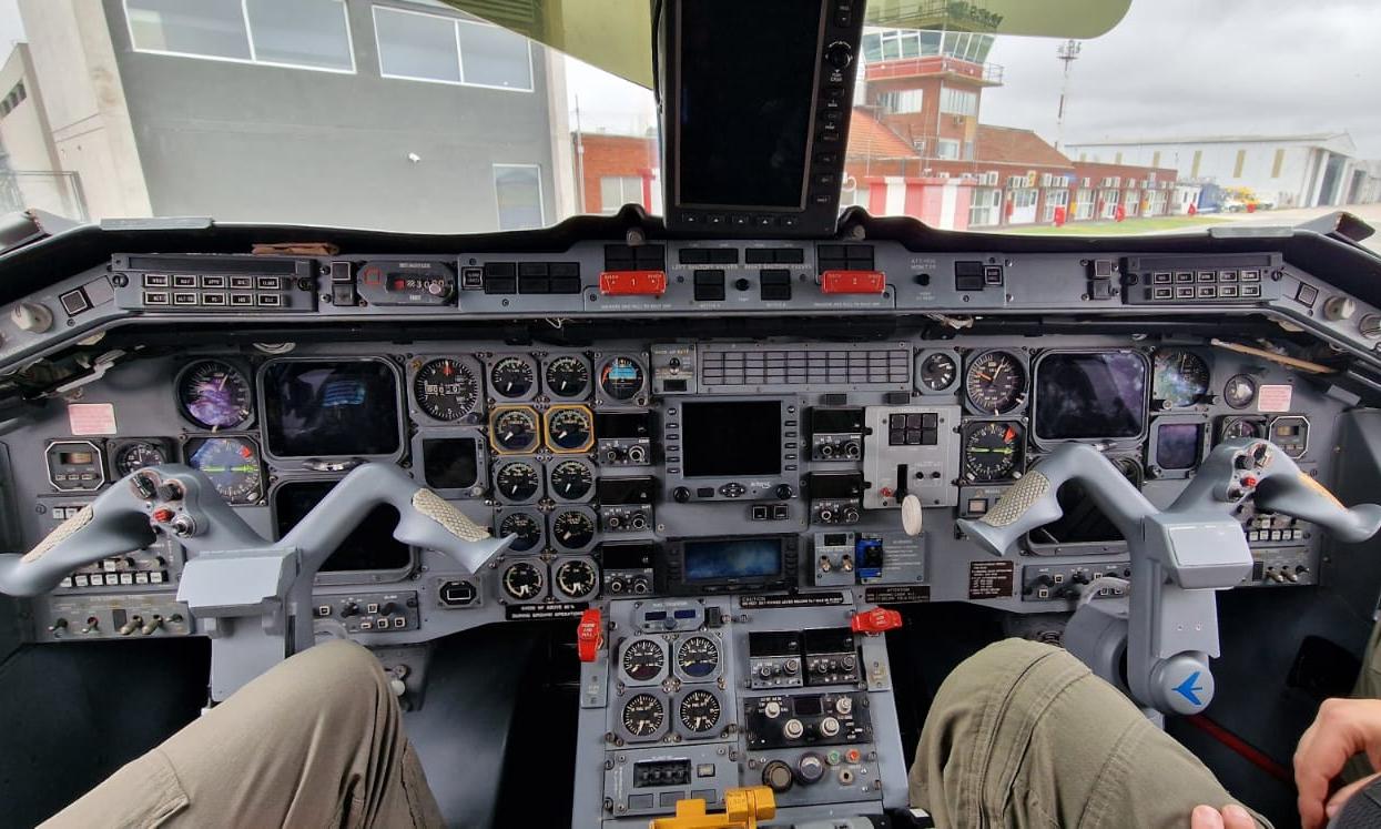 Funcionarios de UTU visitaron empresas aeronáuticas en Argentina