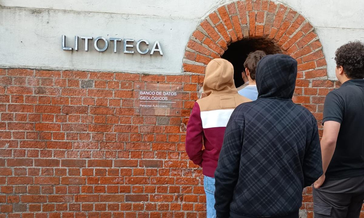 Estudiantes del bachillerato agrario recorrieron planta de ANCAP