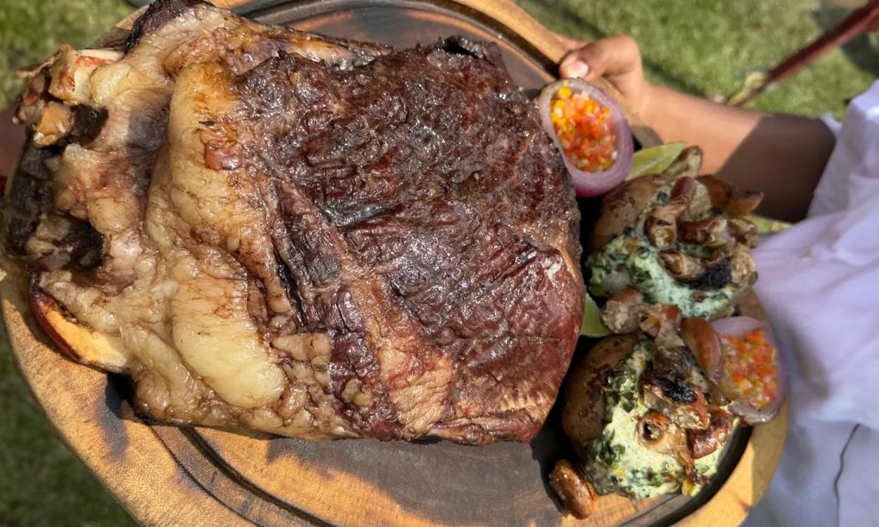 Estudiantes de Gastronomía representaron a Uruguay en Torneo Iberoamericano de Asadores y Parrilleros en Colombia