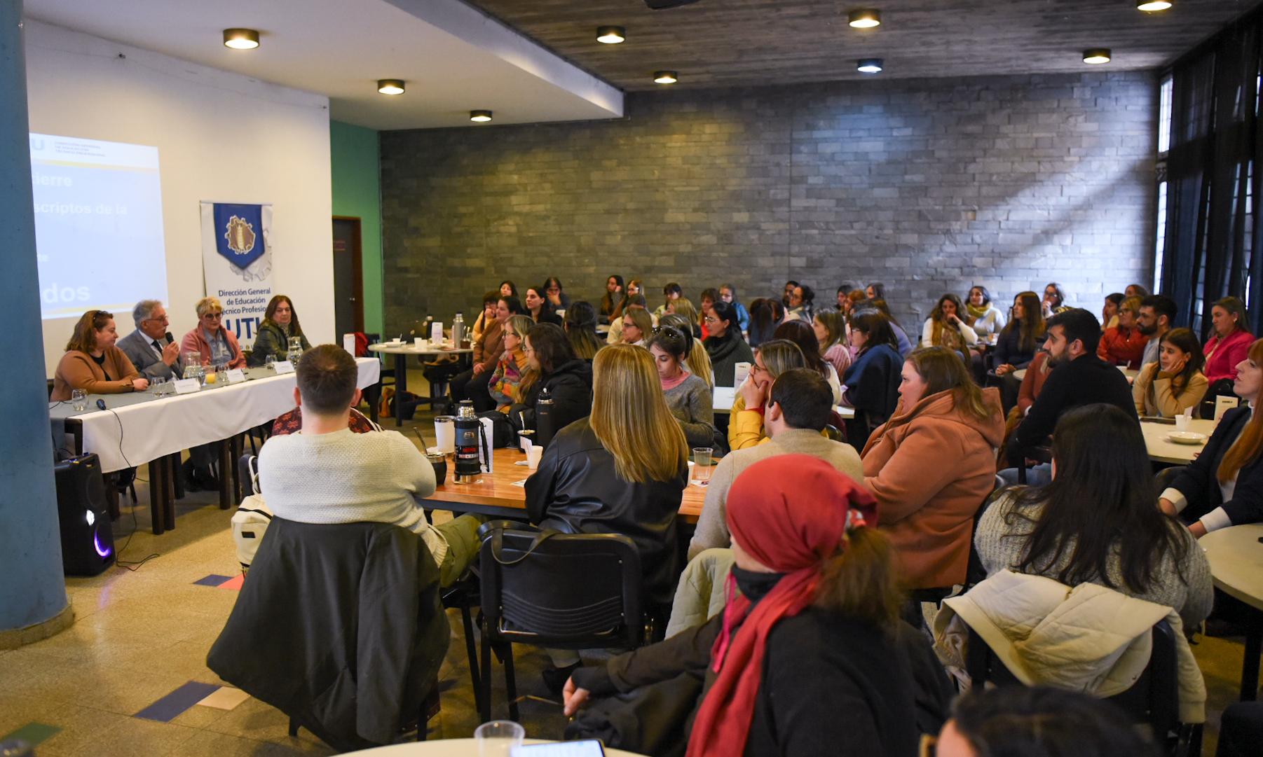 Jornada de cierre actualización para Profesores Adscriptos