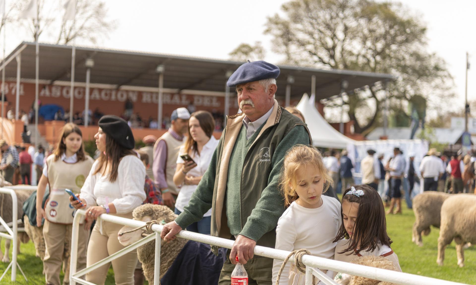 Dos broches de oro para UTU: Reservada y Gran Campeona de la raza Merino Dohne