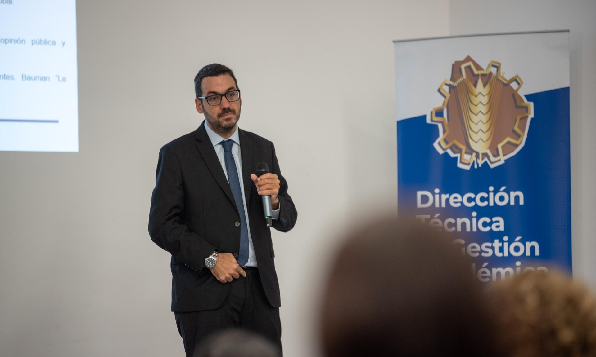 los Derechos Humanos en la sociedad de la información y el conocimiento