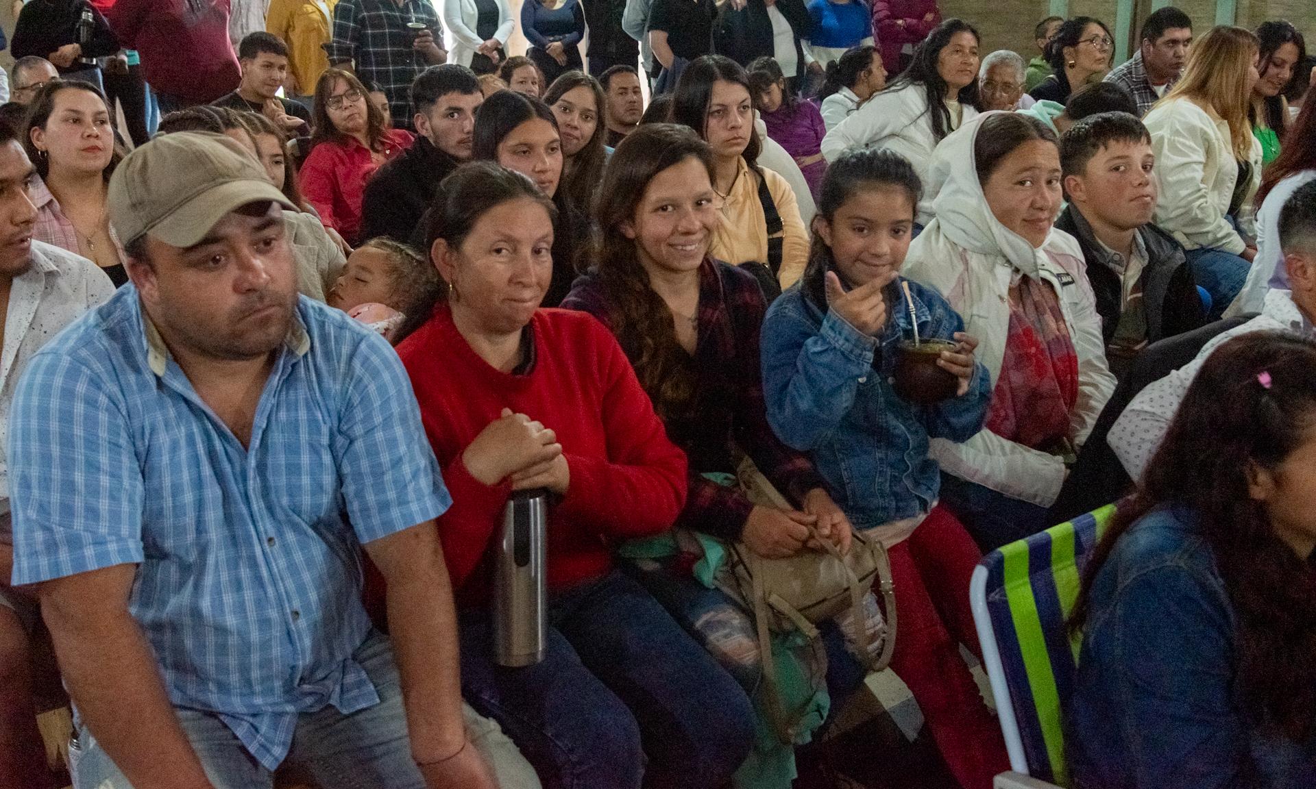 Dicas entregó certificados de Albañilería 