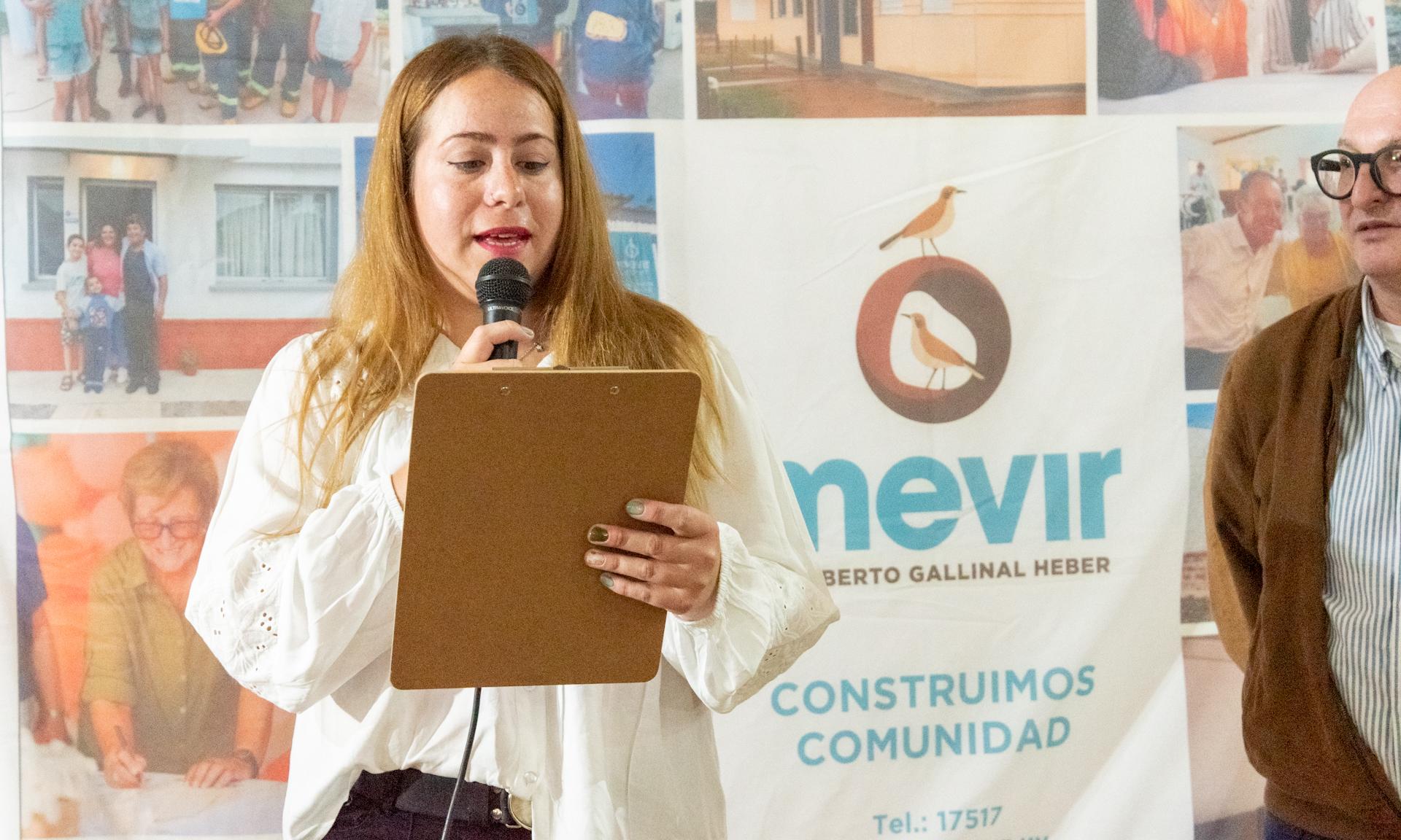 Dicas entregó certificados de Albañilería 