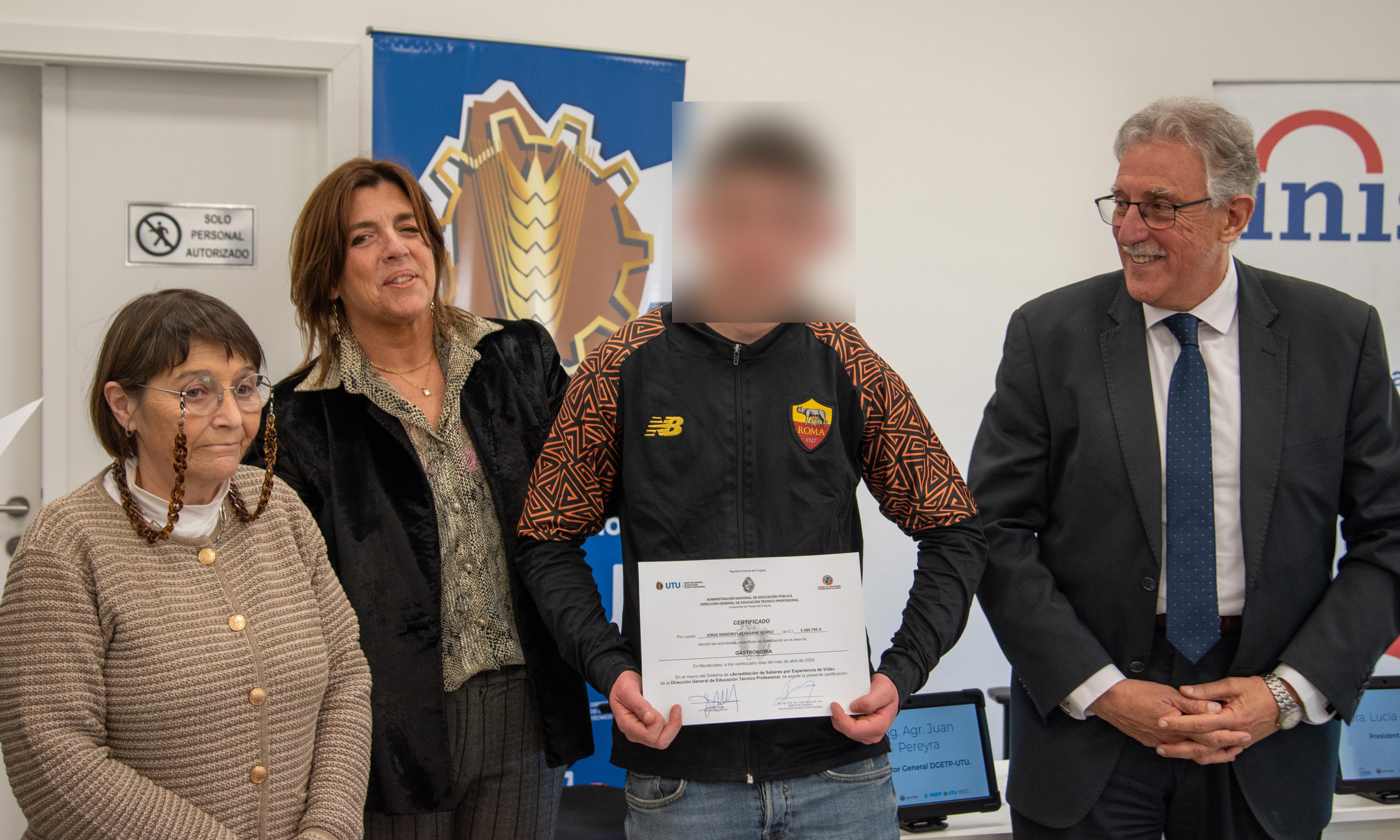 DICAS entregó certificados a jóvenes del Instituto Nacional de Inclusión Social Adolescente (INISA)