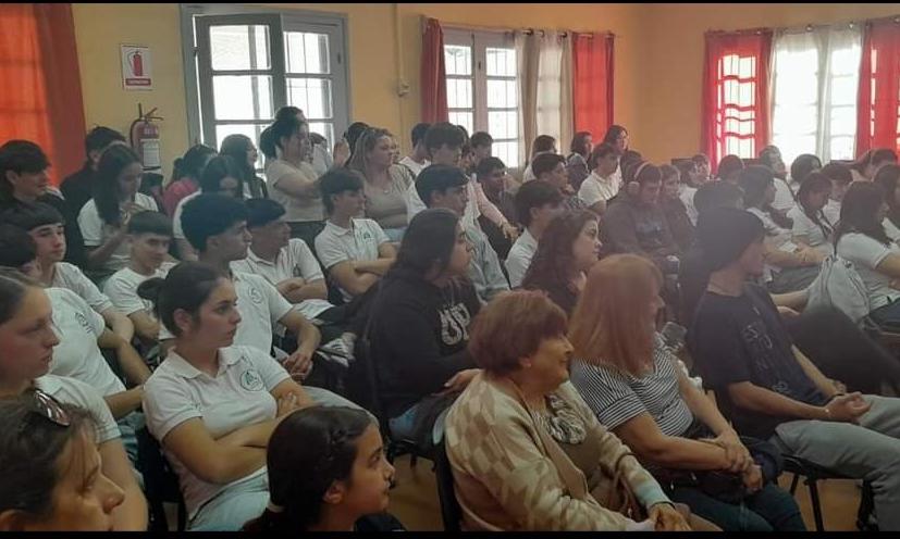 la Escuela Técnica de Reparaciones, Construcciones Navales y Anexos 