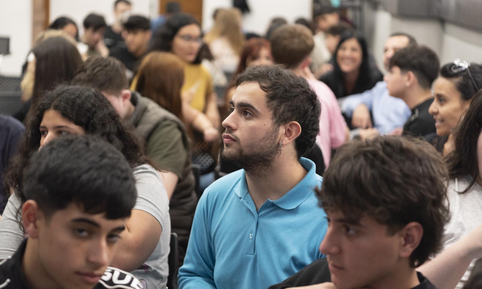 Potencia el Cambio: Inteligencia Artificial como herramienta para transformar tus prácticas pedagógicas