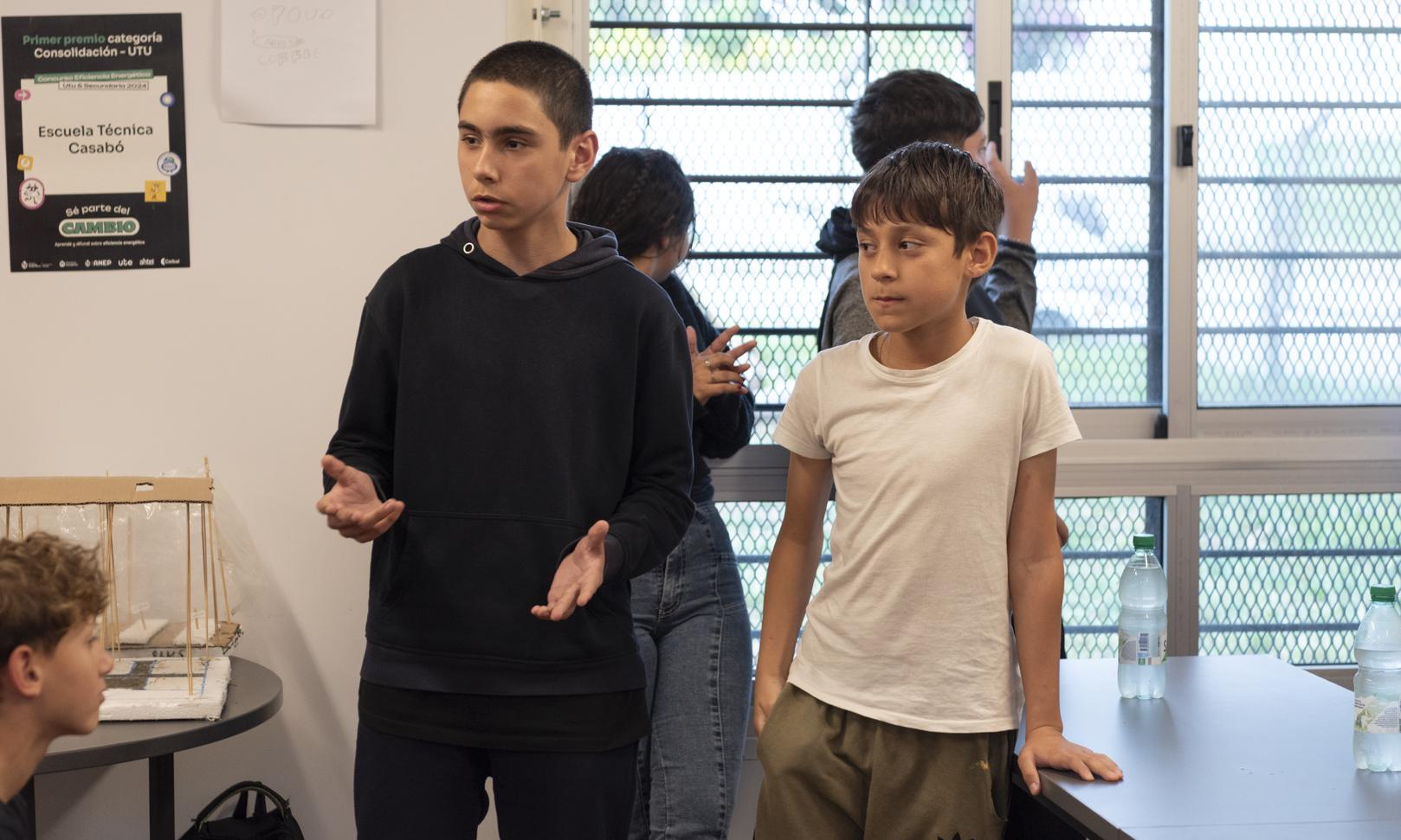 Un primer premio por eficiencia y motivación: Escuela Técnica Casabó recibió a autoridades del MIEM por concurso nacional   ​​​​​​​