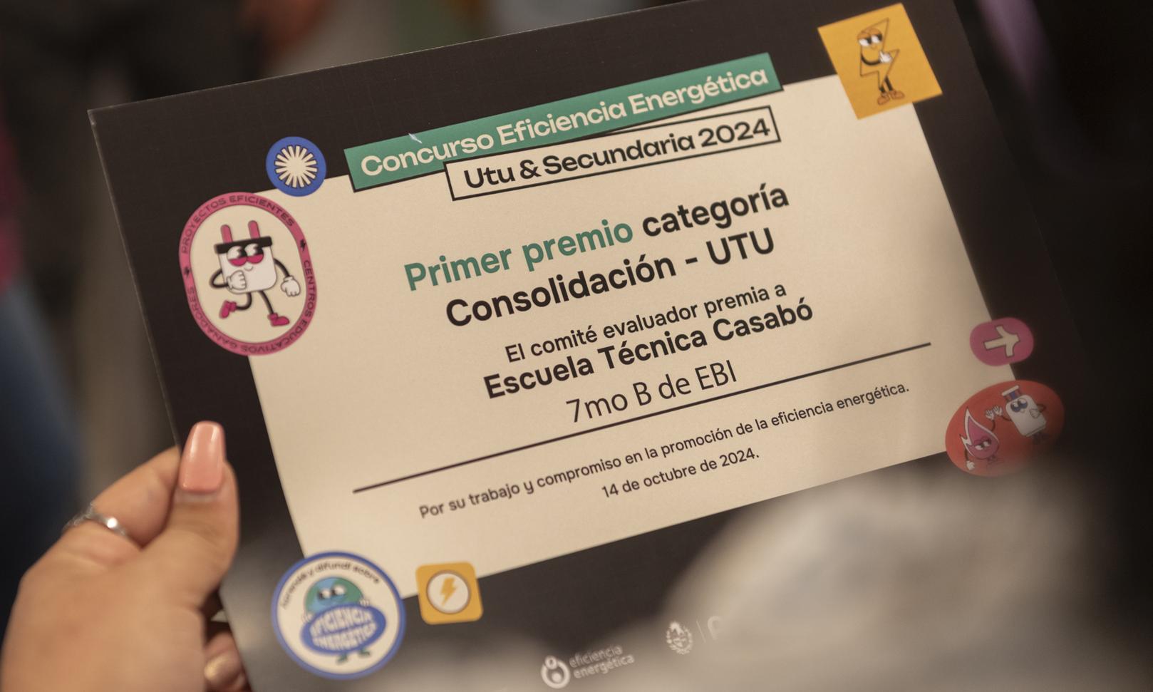 Un primer premio por eficiencia y motivación: Escuela Técnica Casabó recibió a autoridades del MIEM por concurso nacional   ​​​​​​​