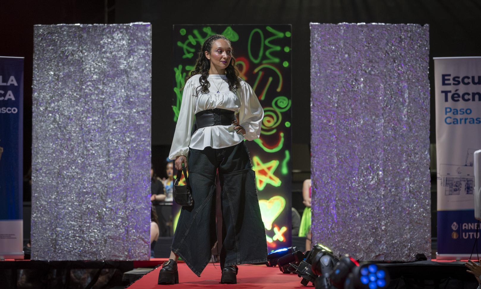 El brillante talento de UTU Paso Carrasco deslumbró en la pasarela