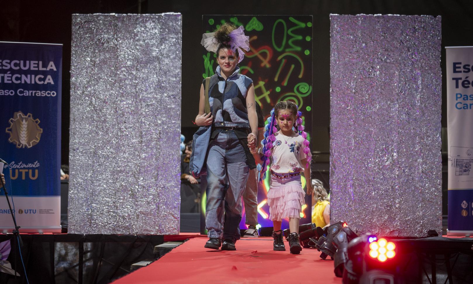 El brillante talento de UTU Paso Carrasco deslumbró en la pasarela
