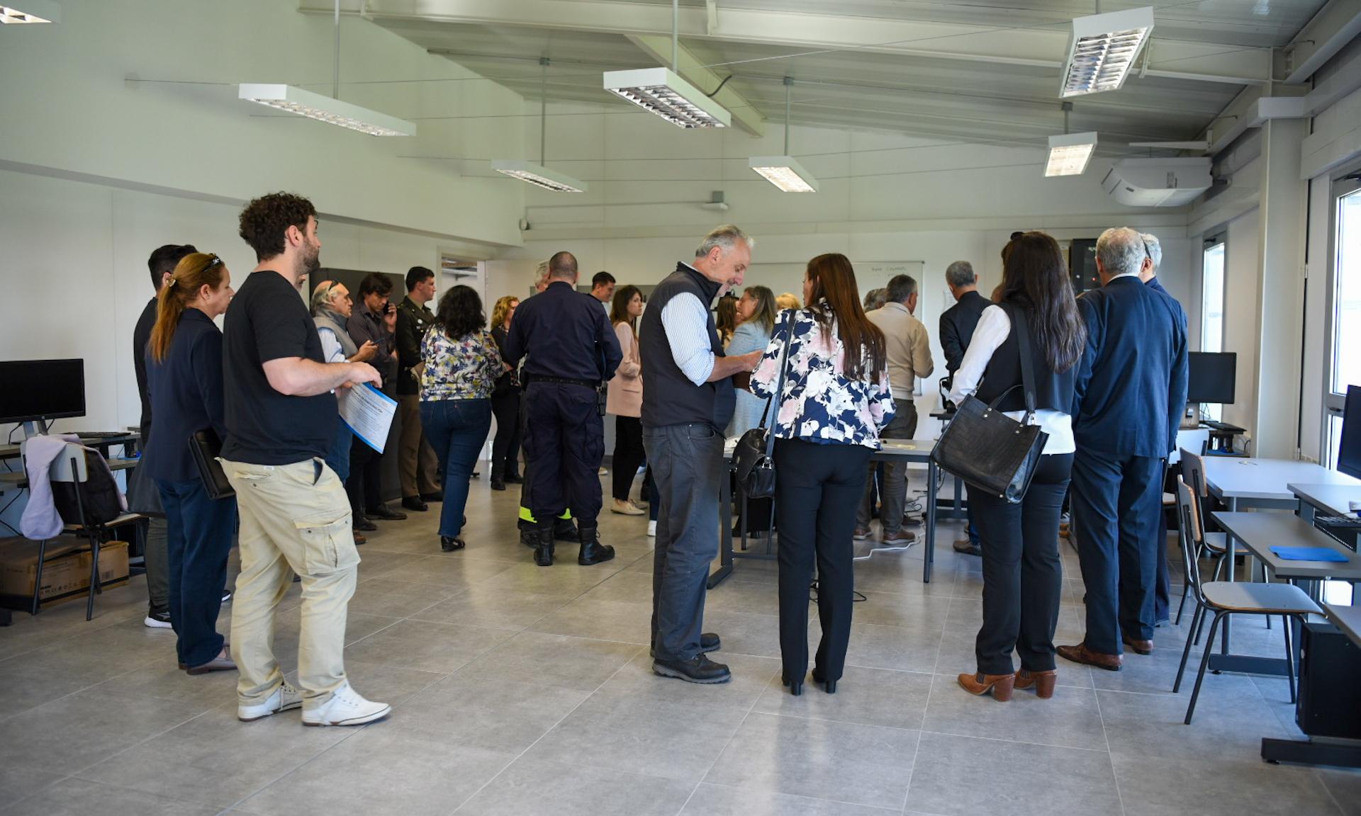 Cierre del Curso sobre diseño y fabricación de muebles para docentes de Carpintería