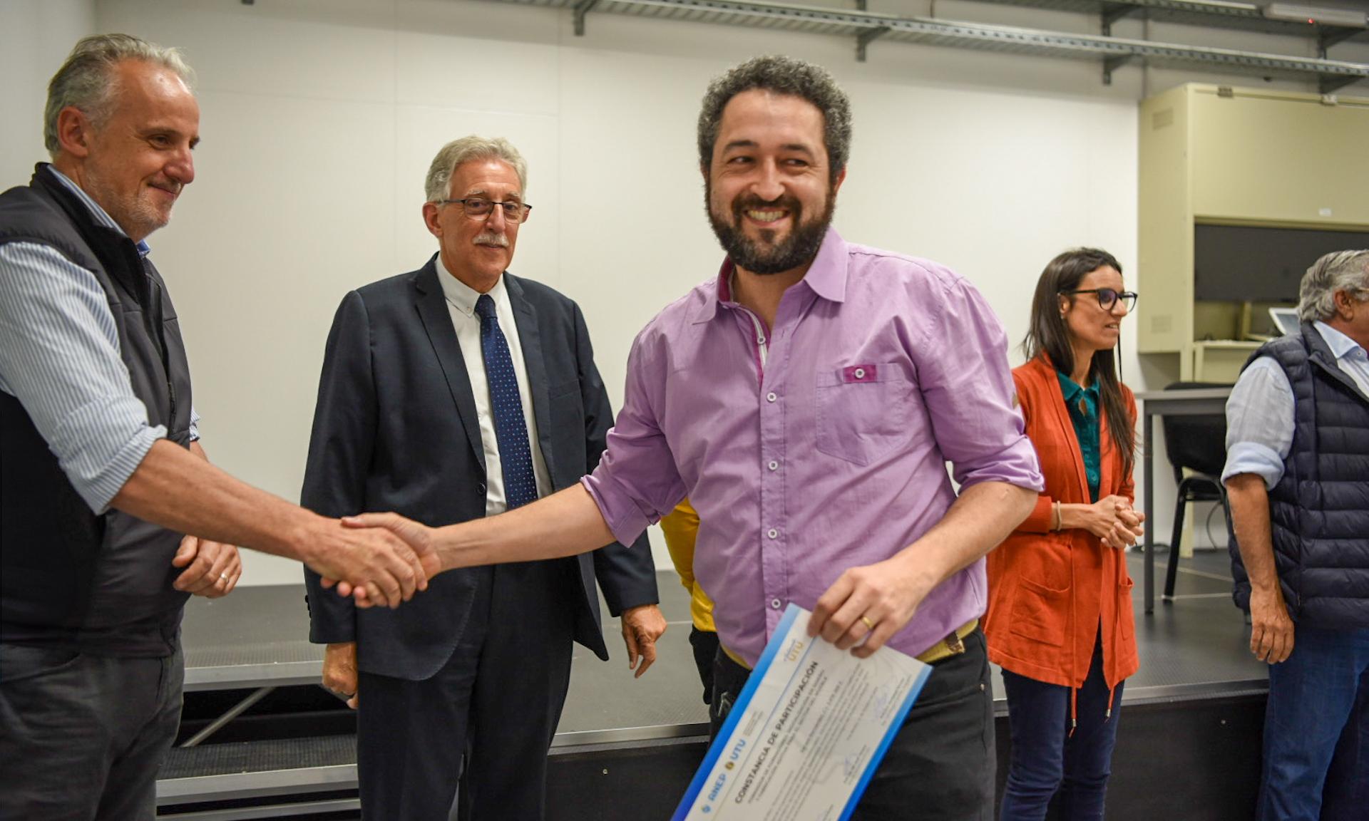 Cierre del Curso sobre diseño y fabricación de muebles para docentes de Carpintería