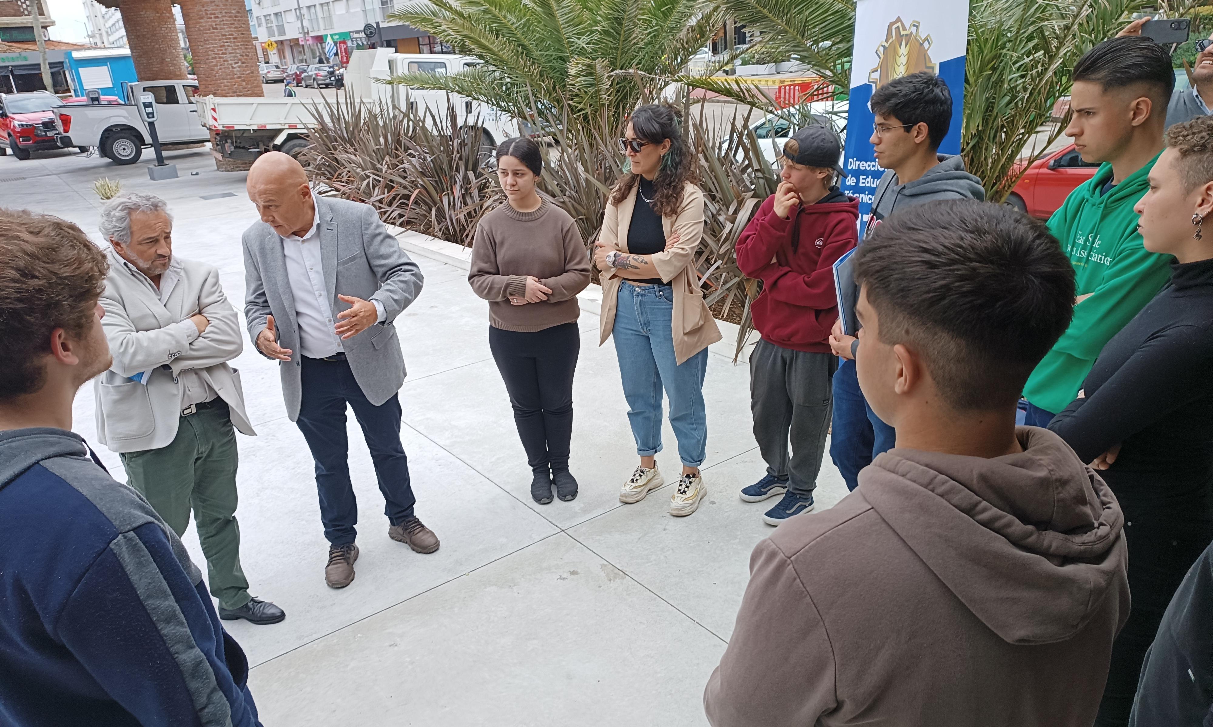 a Intendencia de Maldonado y UTU brindaron resultados del "Núcleo de Innovación" en experiencias internacionales 
