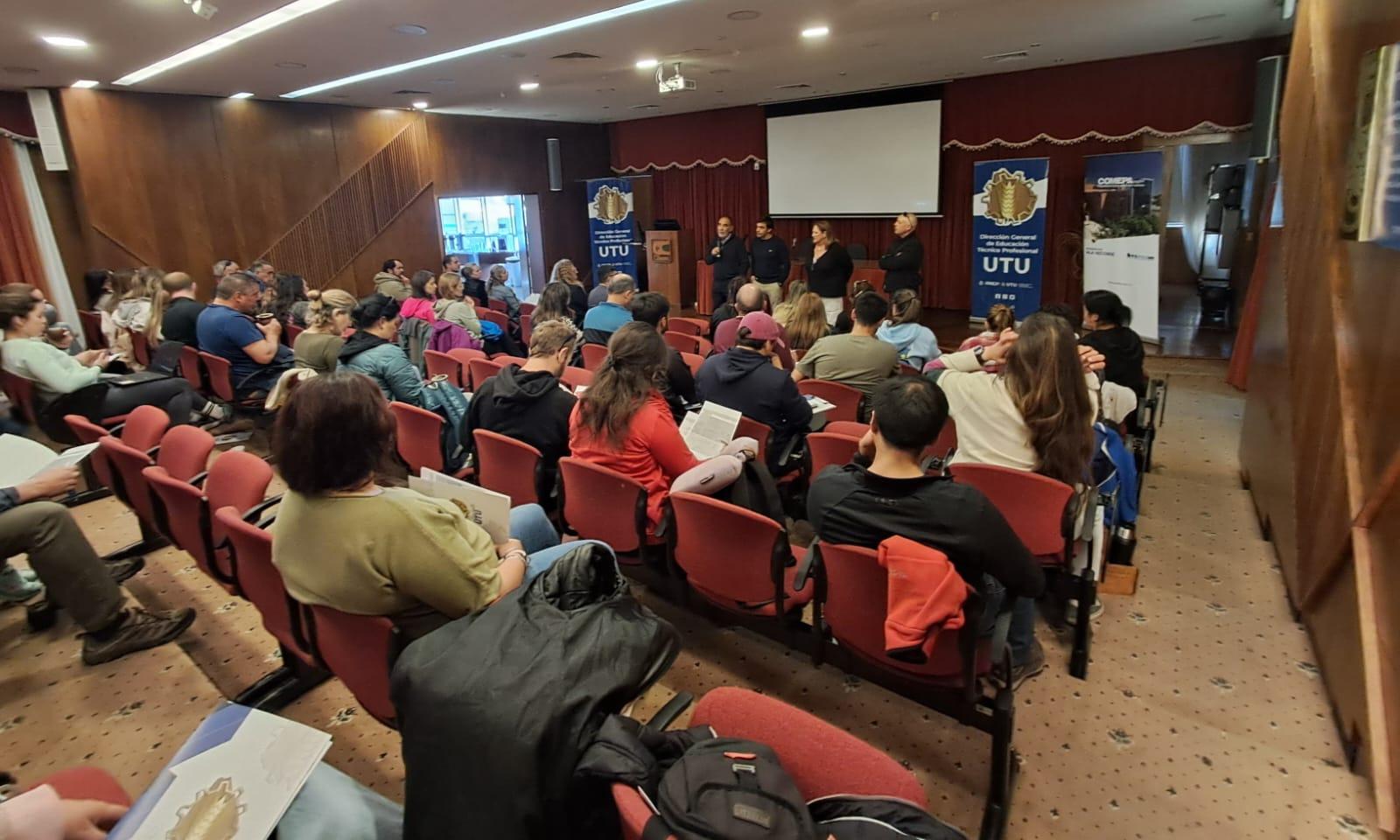 XII Curso de Actualización de Educación Física y Recreación