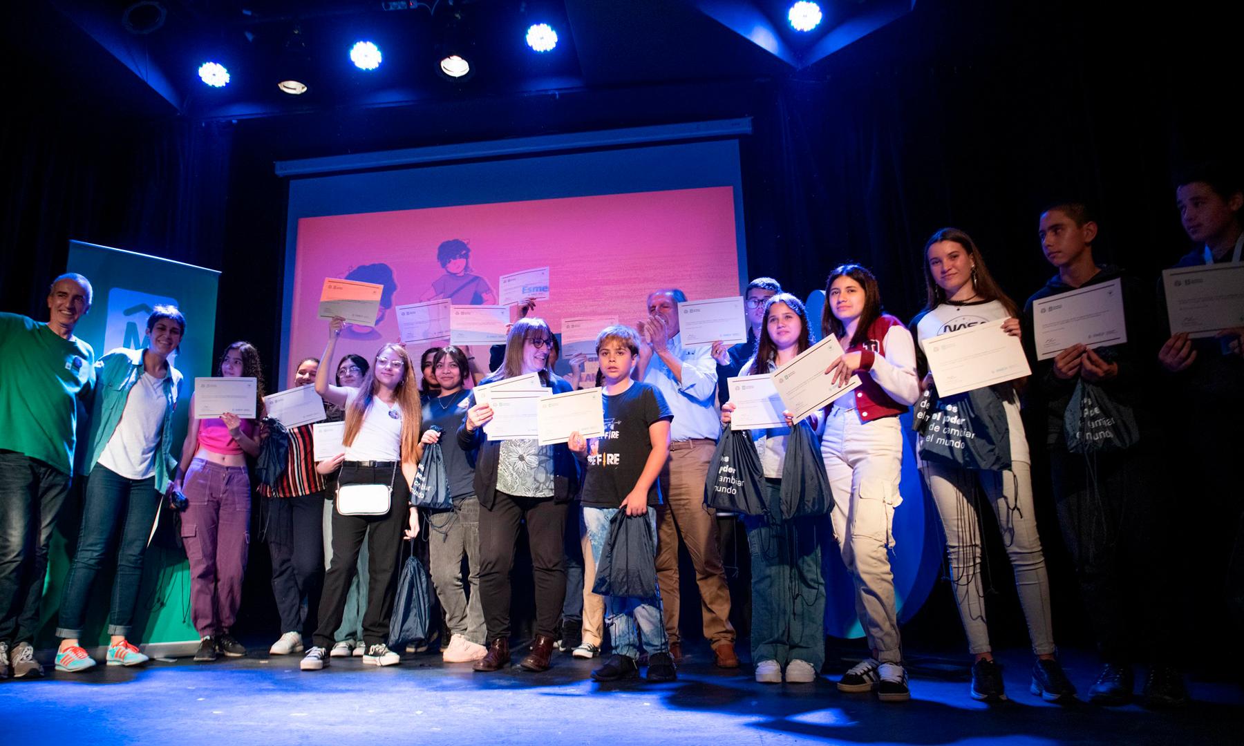 Estudiantes de UTU se destacan y obtienen el primer premio en el concurso ambiental 2024