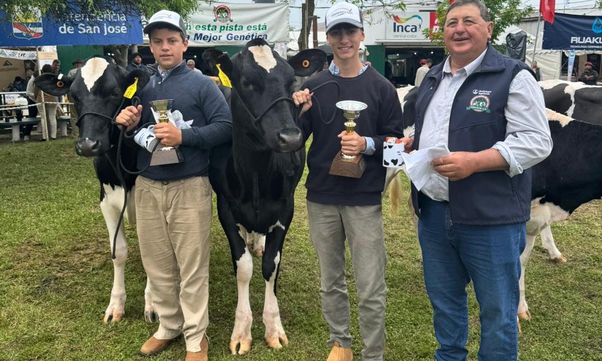 Estudiantes de Rosario participaron por primera vez en la Exposición Rural de San José 