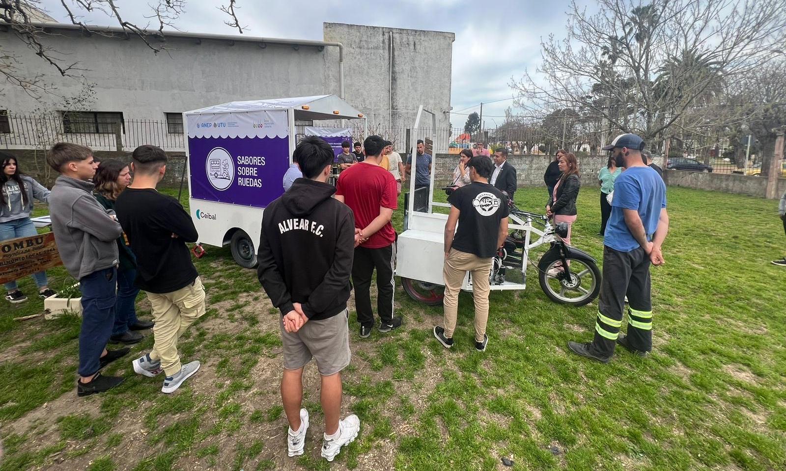 Una oferta innovadora, gastronómica y sobre ruedas: Foodtruck de Anexo Soca en Feria Educativa