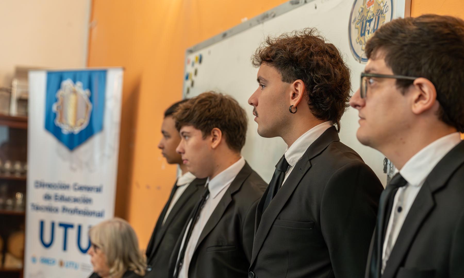 Lanzamiento del tercer certamen nacional interescolar de mozos y barman