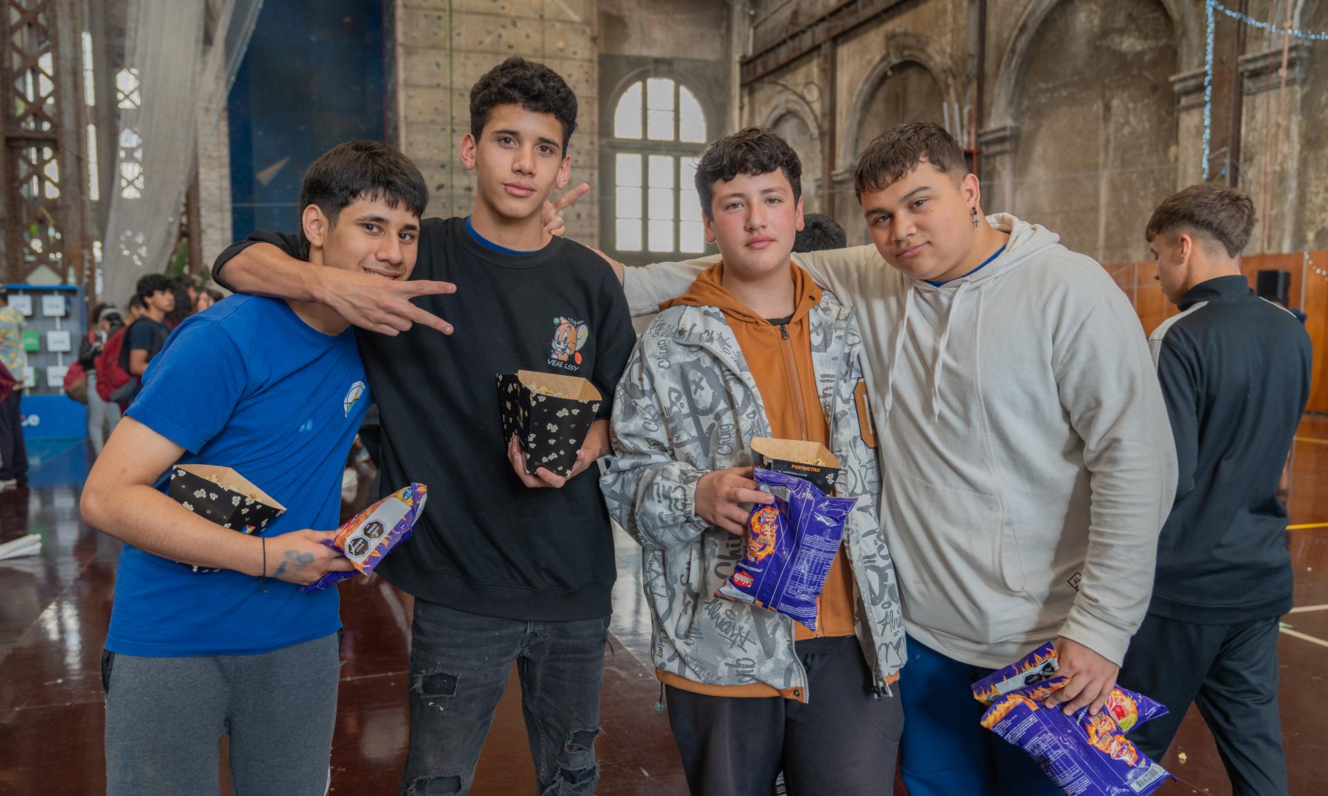 Más allá del emprender: centenares de estudiantes de UTU escalaron al emprendedurismo con actividad de ANDE