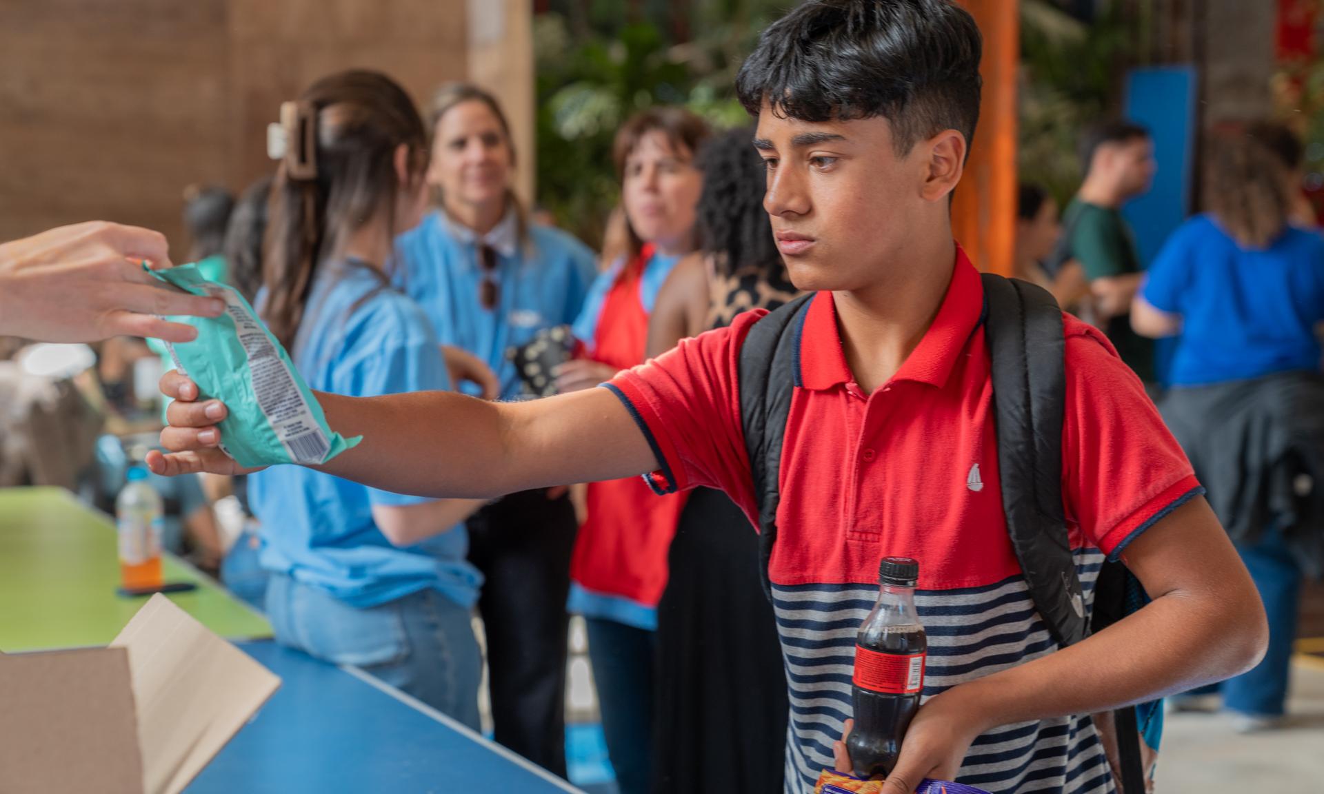 Más allá del emprender: centenares de estudiantes de UTU escalaron al emprendedurismo con actividad de ANDE