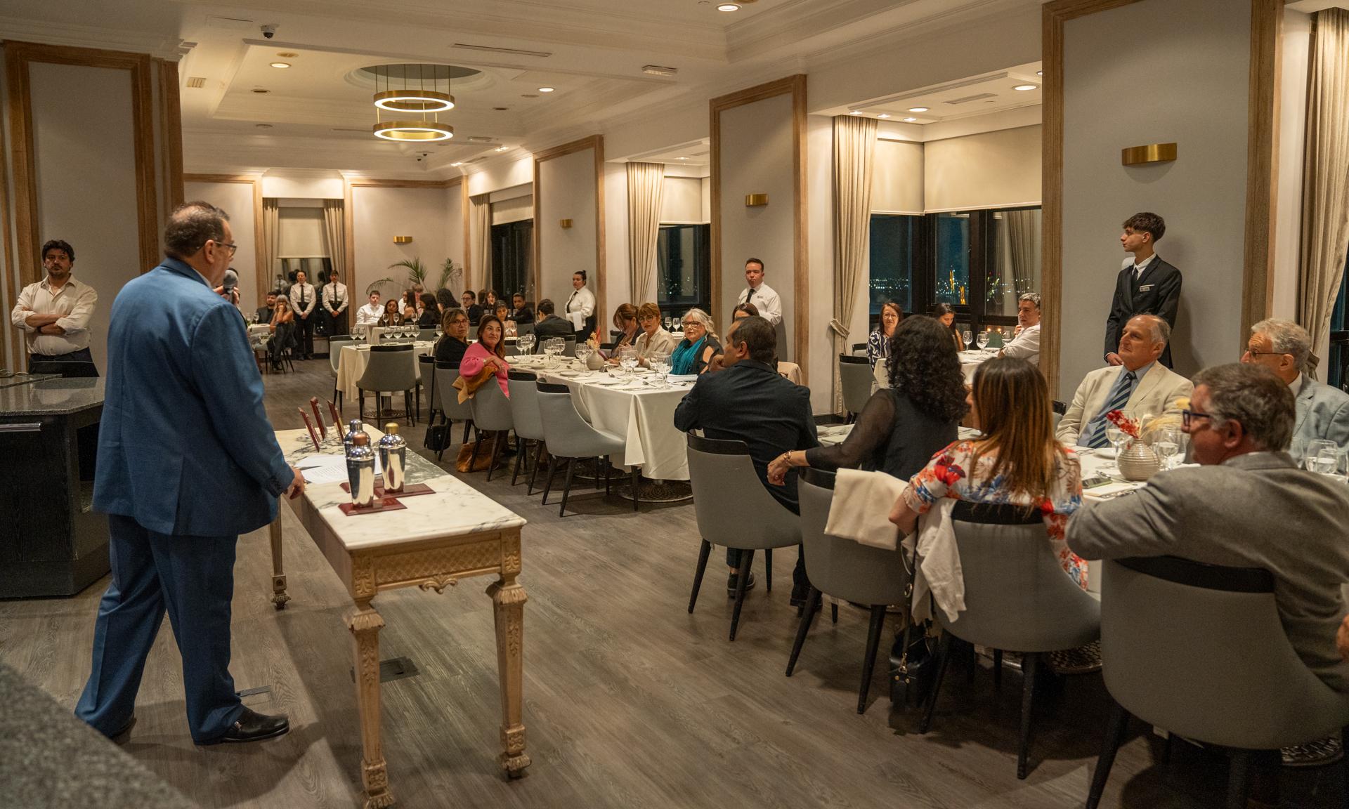 Gastronomía y sala bar a la altura de los más exigentes