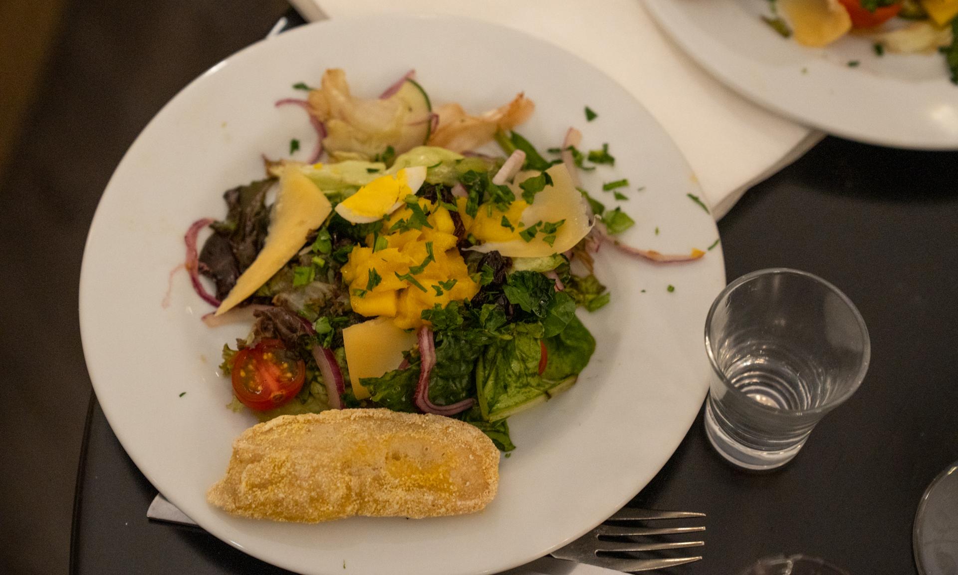 Gastronomía y sala bar a la altura de los más exigentes