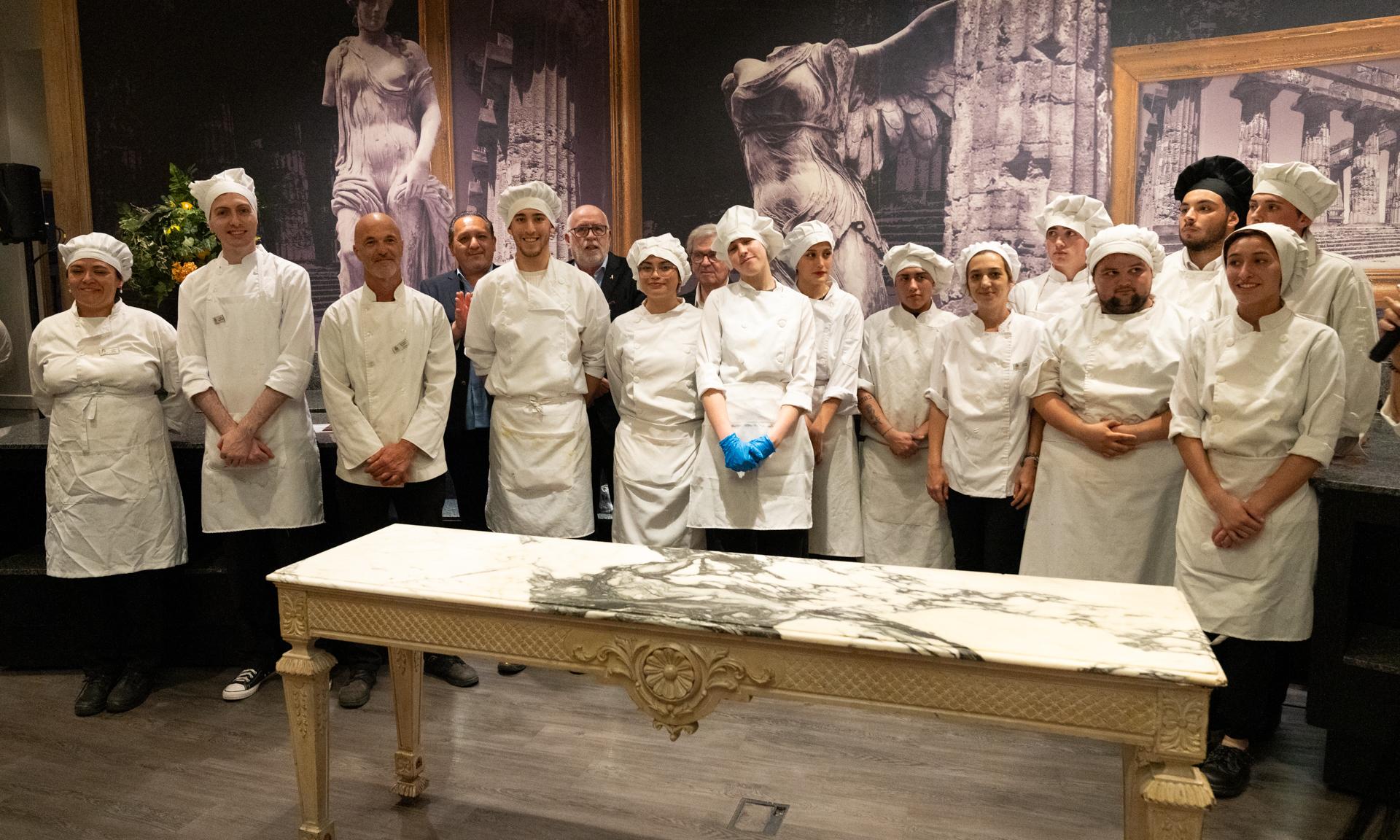 Gastronomía y sala bar a la altura de los más exigentes