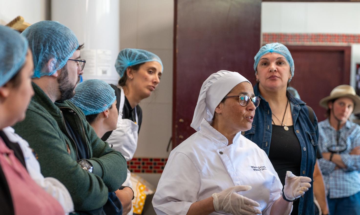 Profesionalizando al personal para fortalecer los servicios de alimentación de UTU