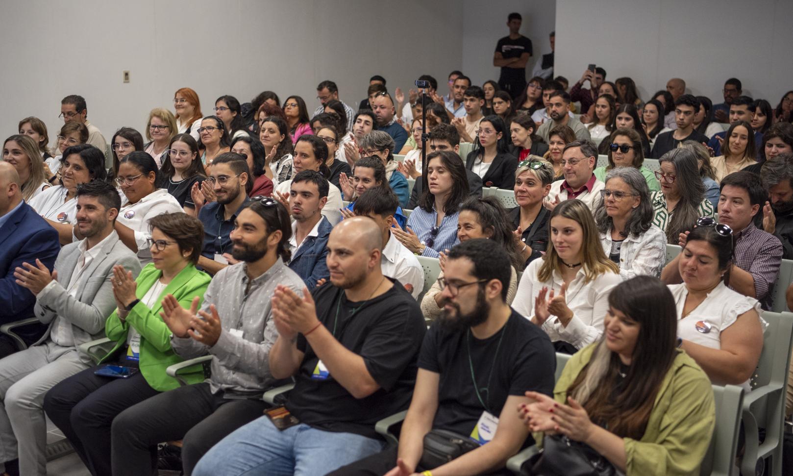 Reflexión y aprendizaje: estudiantes y expertos analizaron el turismo de ahora y del futuro