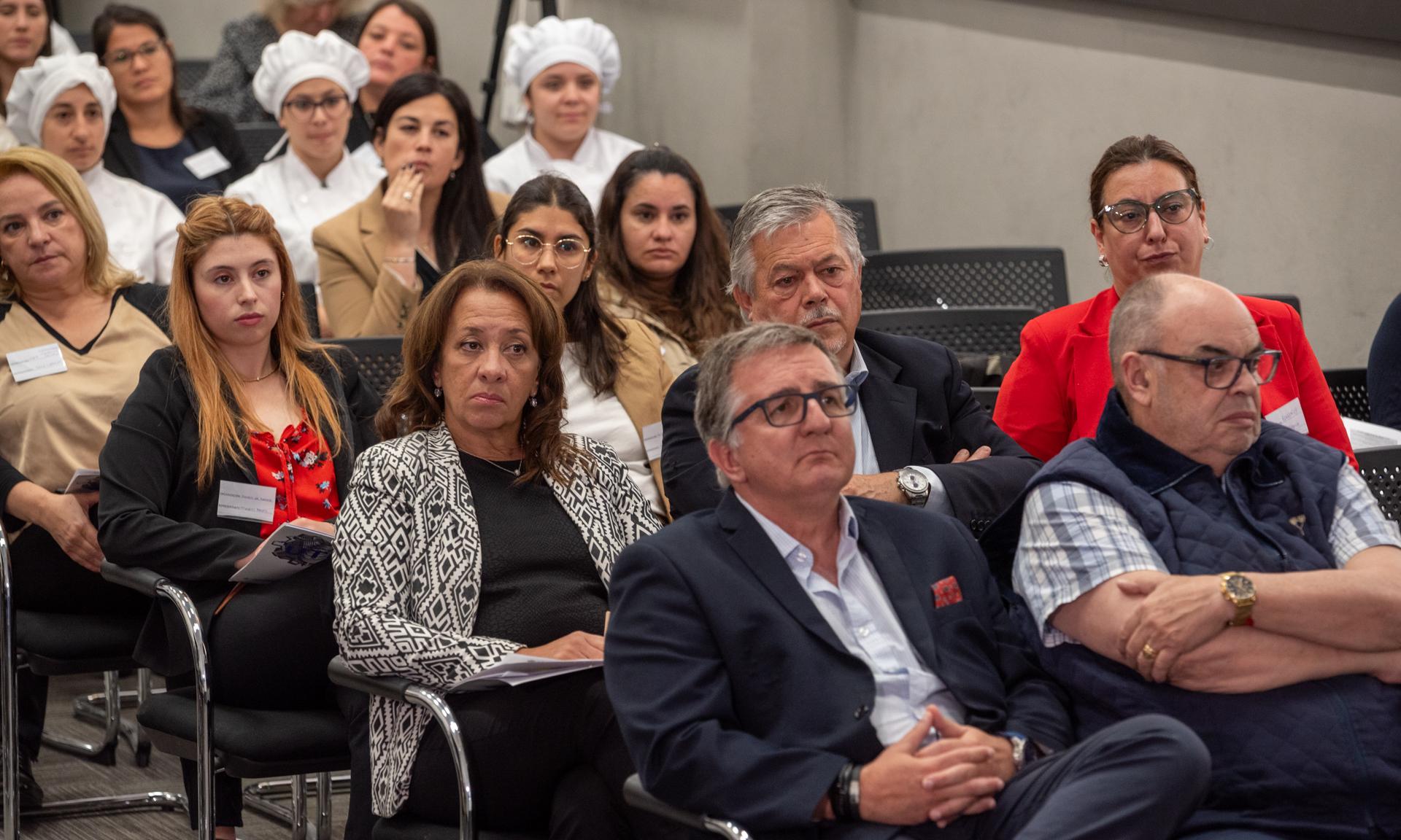 pasantías que conectan: el futuro empresarial en base a la profesionalización de los estudiantes