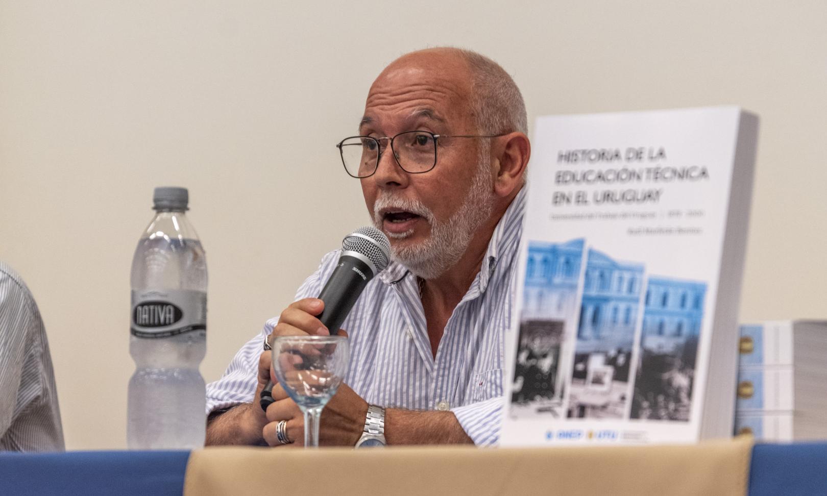 La historia de un siglo y sesenta fotos: la muestra y el libro de UTU se presentaron en Durazno