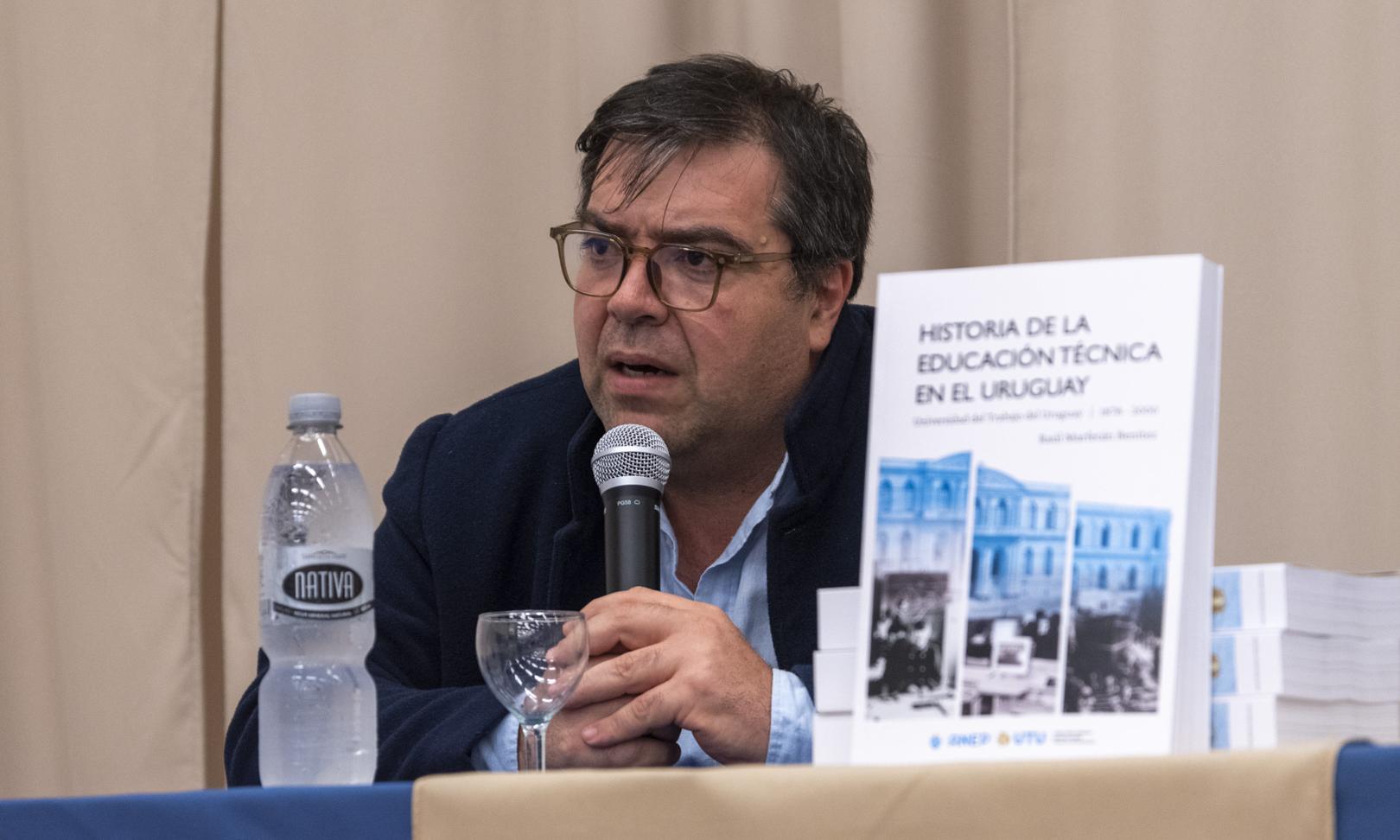 La historia de un siglo y sesenta fotos: la muestra y el libro de UTU se presentaron en Durazno
