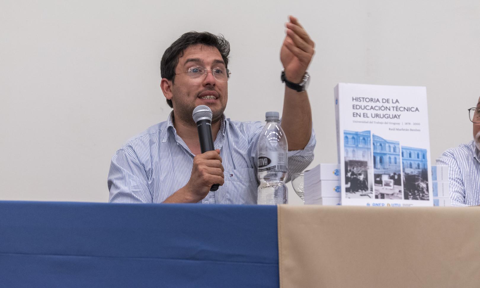 La historia de un siglo y sesenta fotos: la muestra y el libro de UTU se presentaron en Durazno