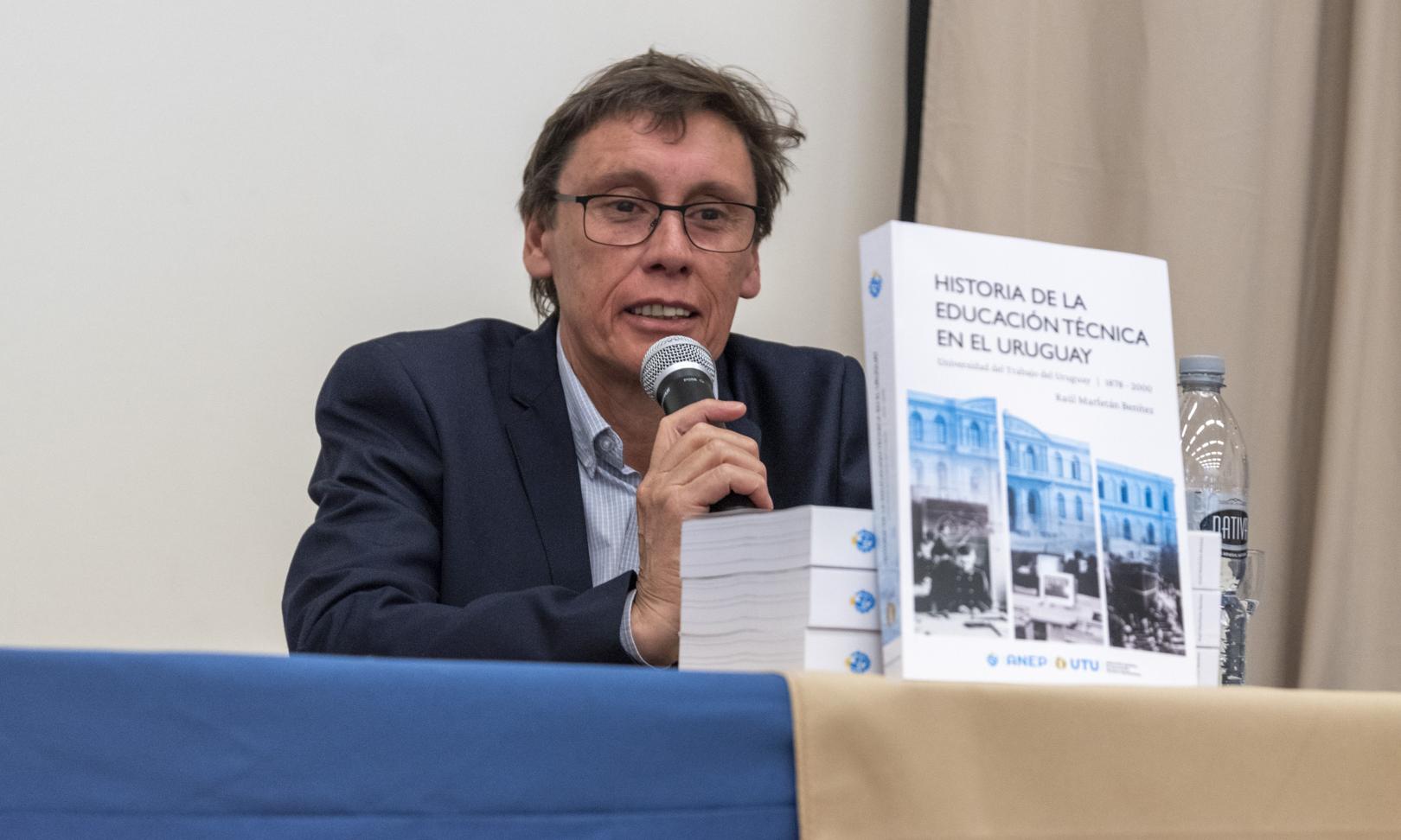 La historia de un siglo y sesenta fotos: la muestra y el libro de UTU se presentaron en Durazno