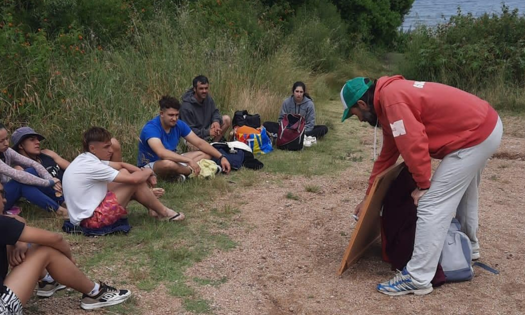 UTU junto a organizaciones de Maldonado hicieron posible que estudiantes de San Carlos realizaran surf por primera vez 