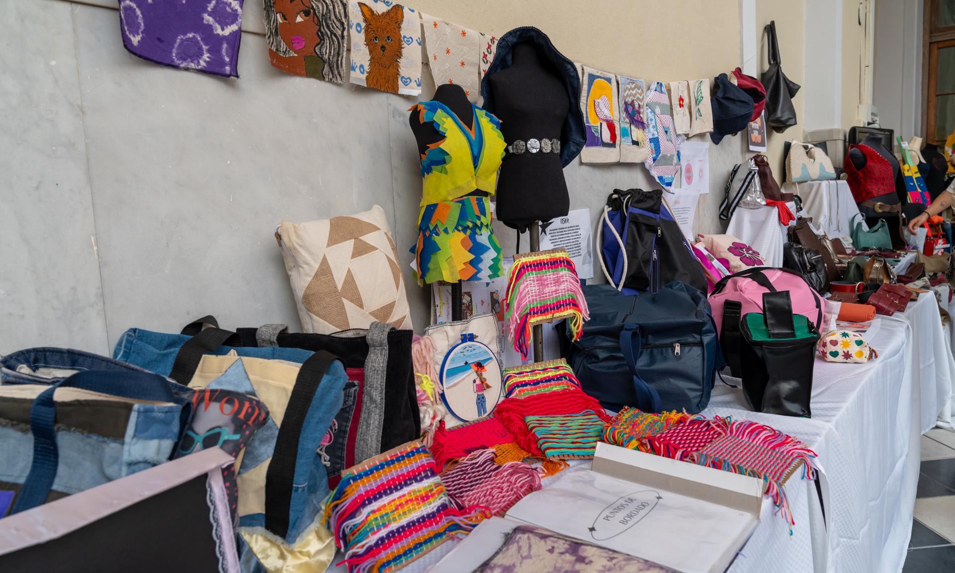Un desfile de alto nivel para mostrar todo lo confeccionado en el año  en UTU Palermo  