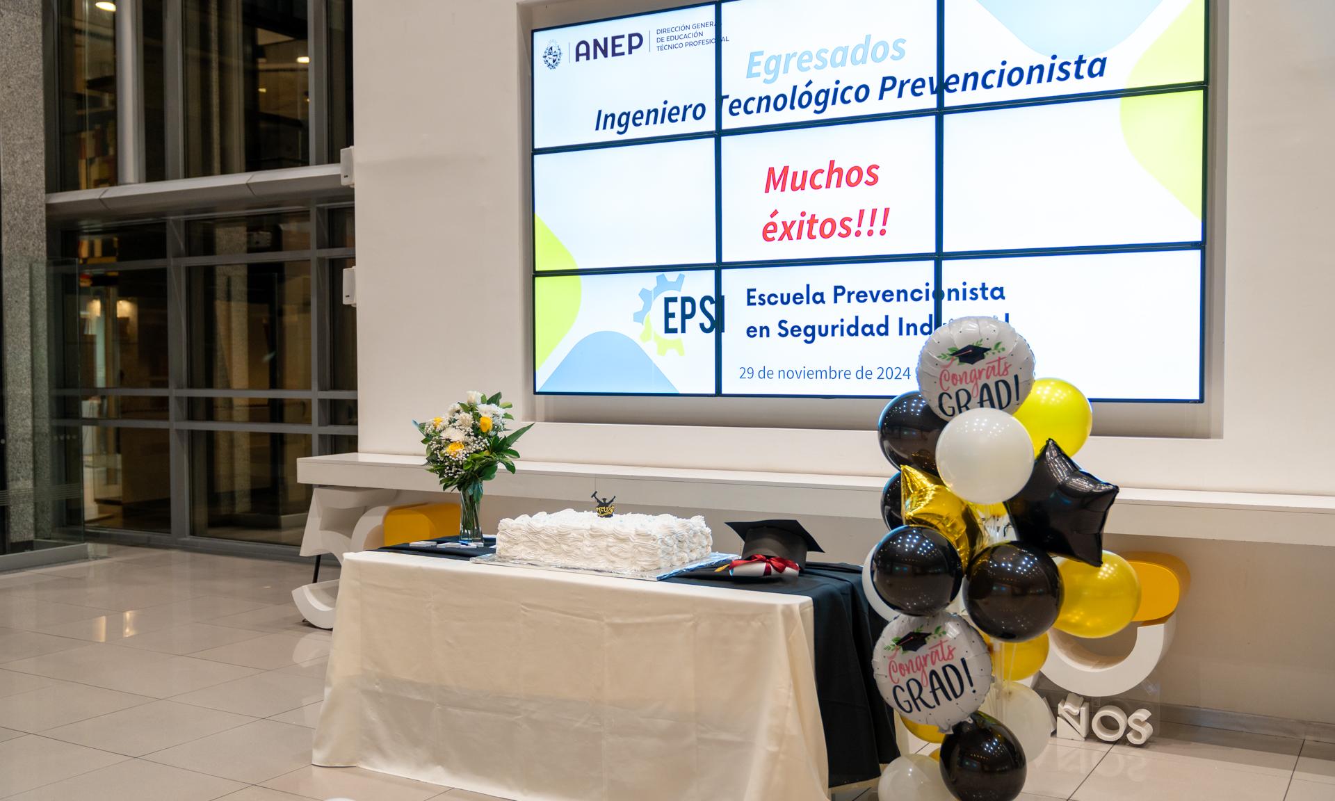 Formando profesionales altamente capacitados: egresaron nuevos Ingenieros Tecnológicos Prevencionistas