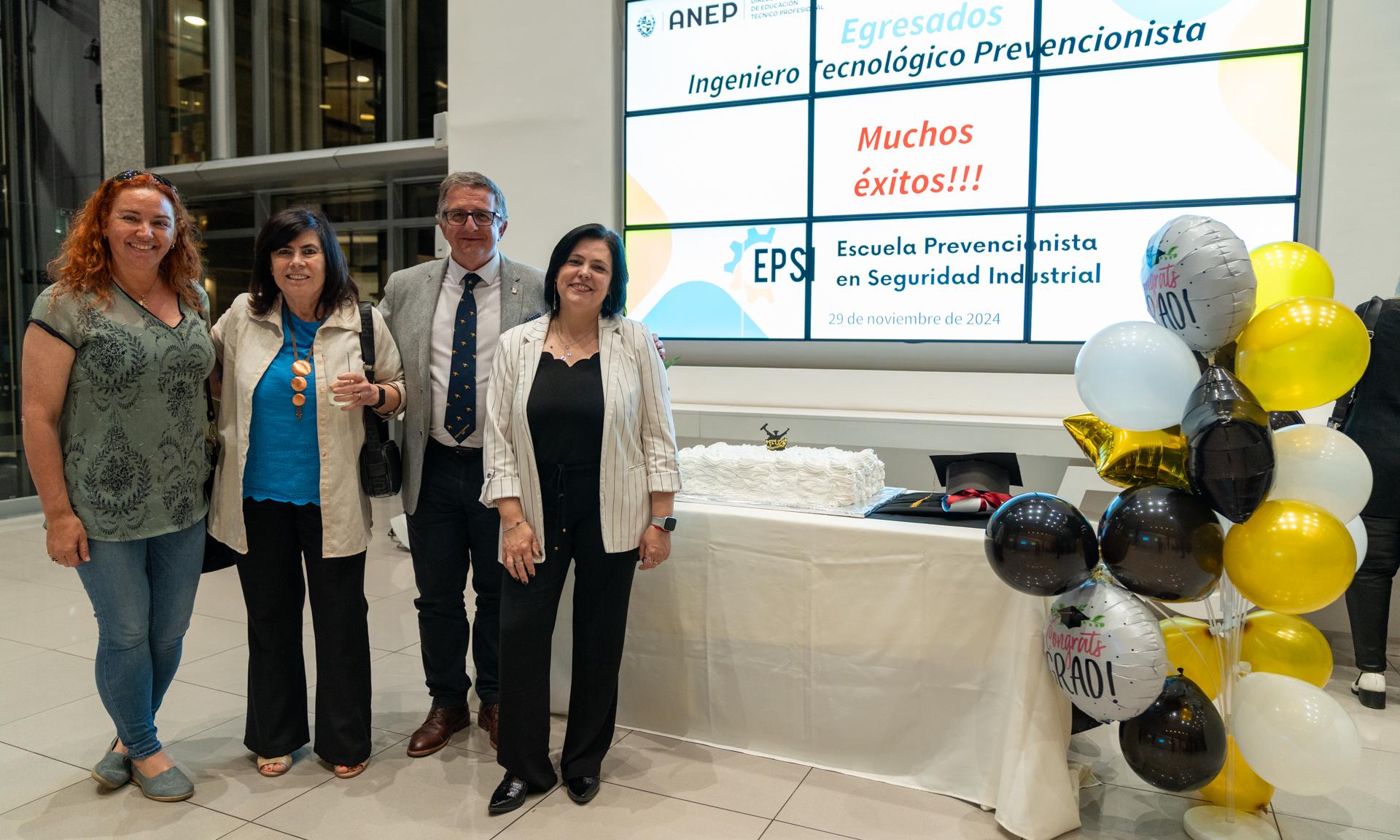 Formando profesionales altamente capacitados: egresaron nuevos Ingenieros Tecnológicos Prevencionistas