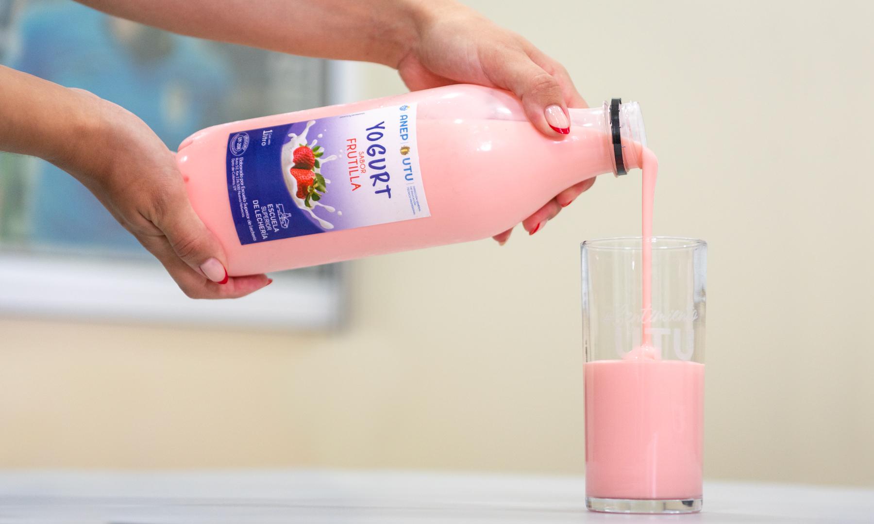 Por pirmera vez producción de yogurt en Nueva Helvecia se embotella para venta interna