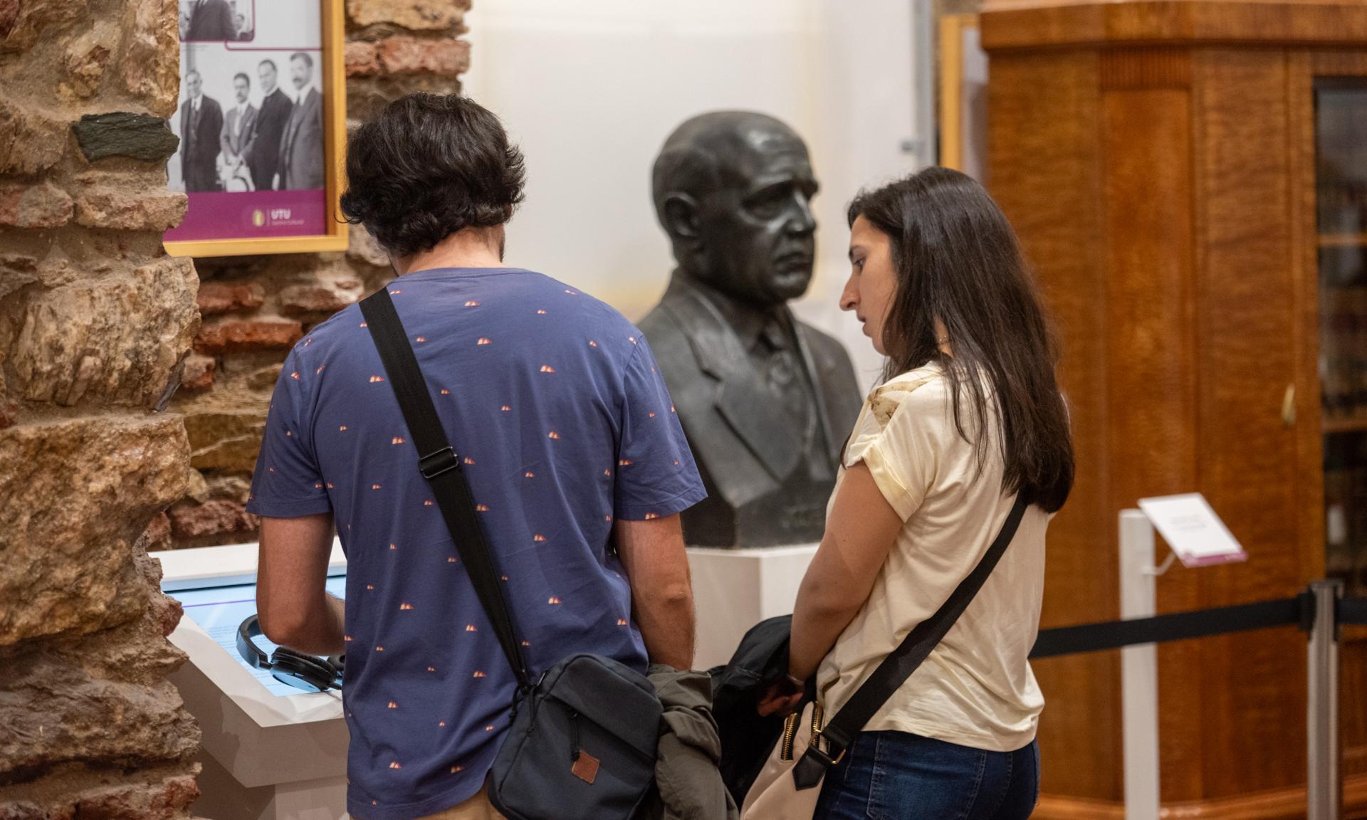 Noche de los museos en UTU: una edición a puro Rock, juegos e historia