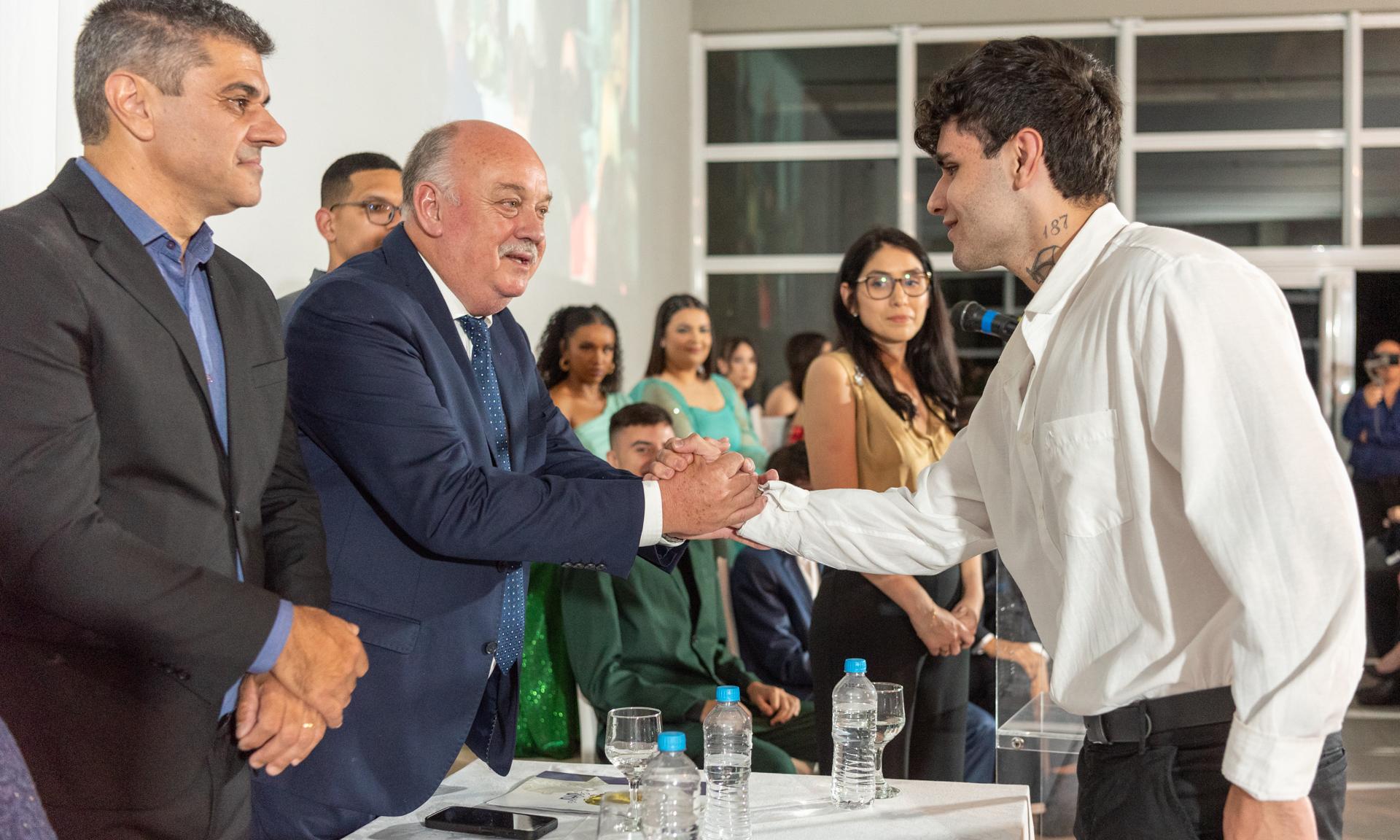 Egresados del Bachillerato de UTU e IFSul podrán continuar sus estudios terciarios en Uruguay o Brasil