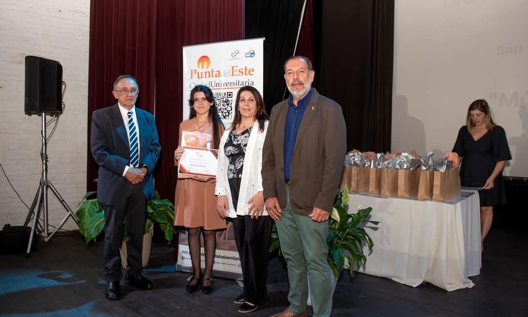 Premio al Desempeño Académico