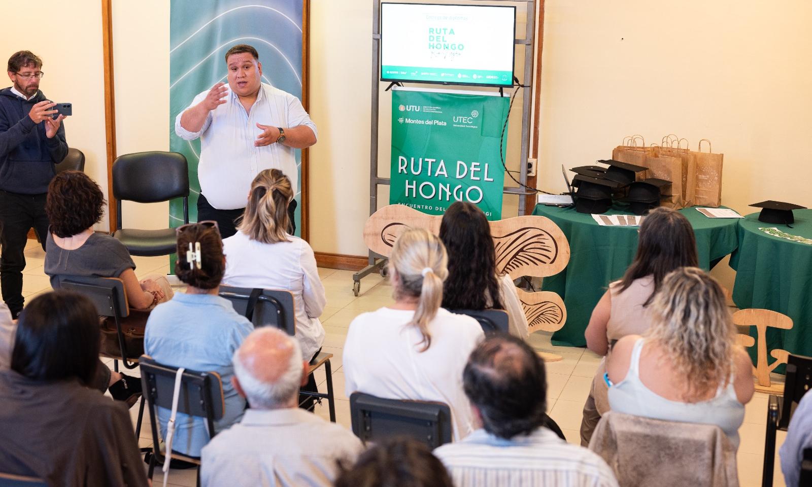 La Ruta del Hongo genera empleo a mujeres jefas de hogar en Río Negro