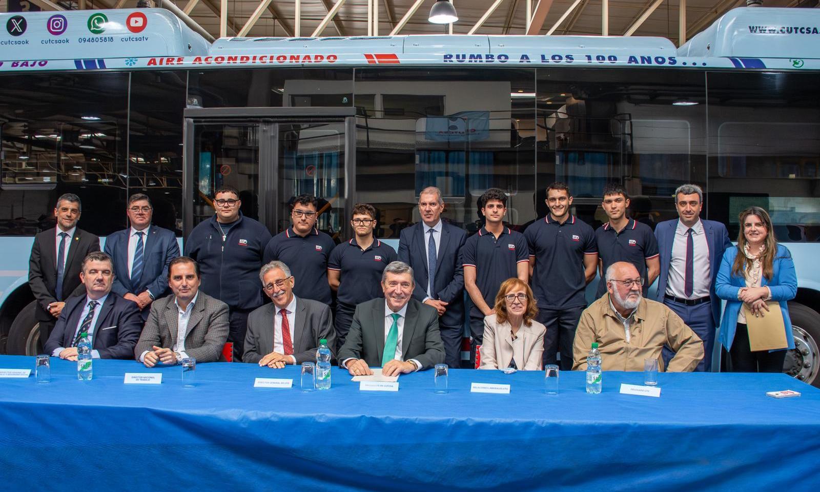 Firma convenio Cutcsa y UTU para acreditar saberes a funcionarios
